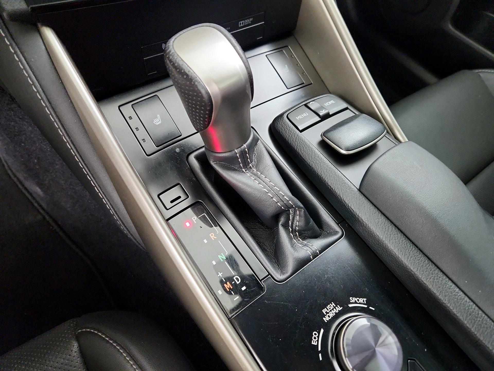 Thumbnail: 2014 Lexus IS - 17