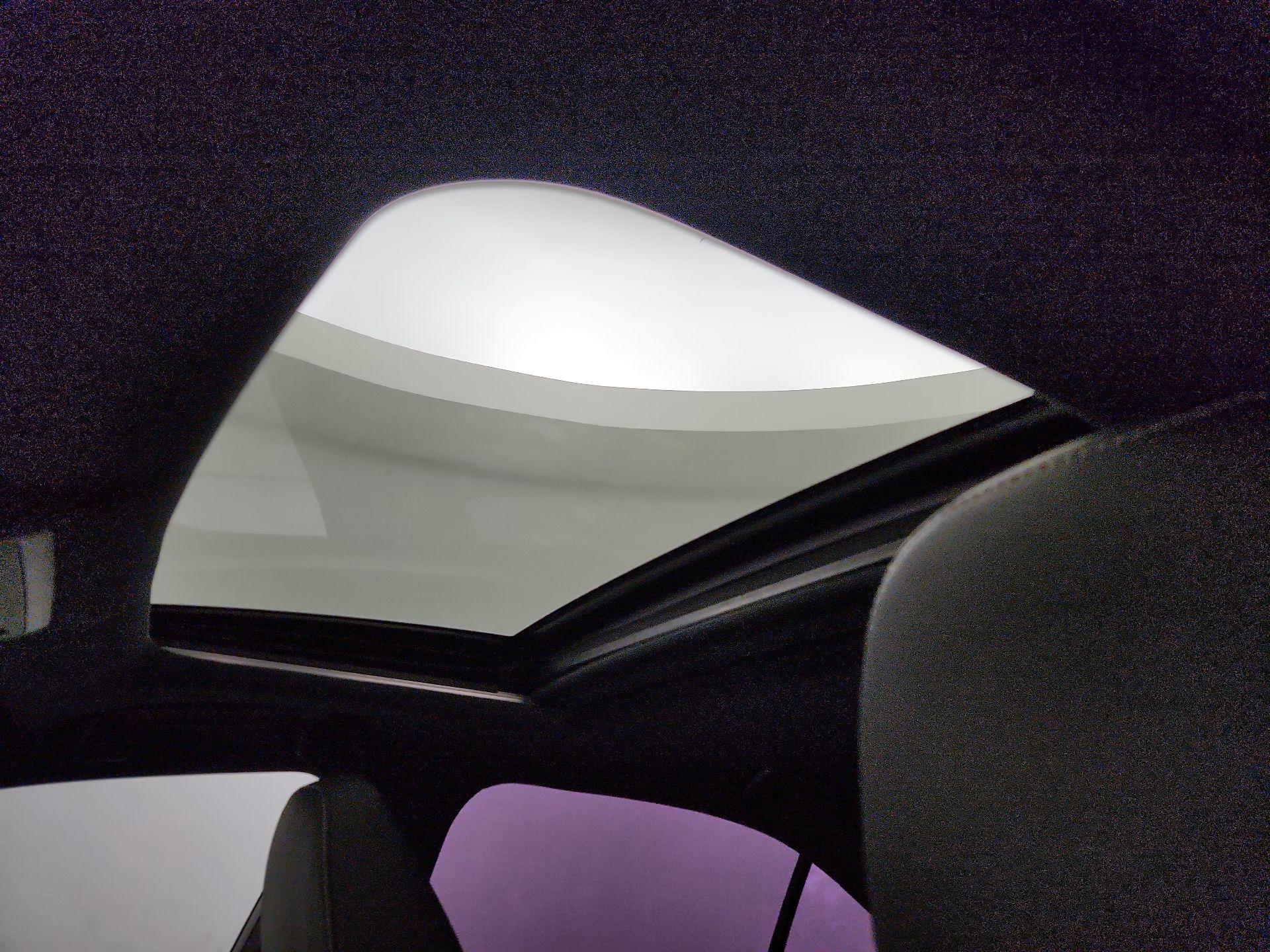 Thumbnail: 2014 Lexus IS - 19