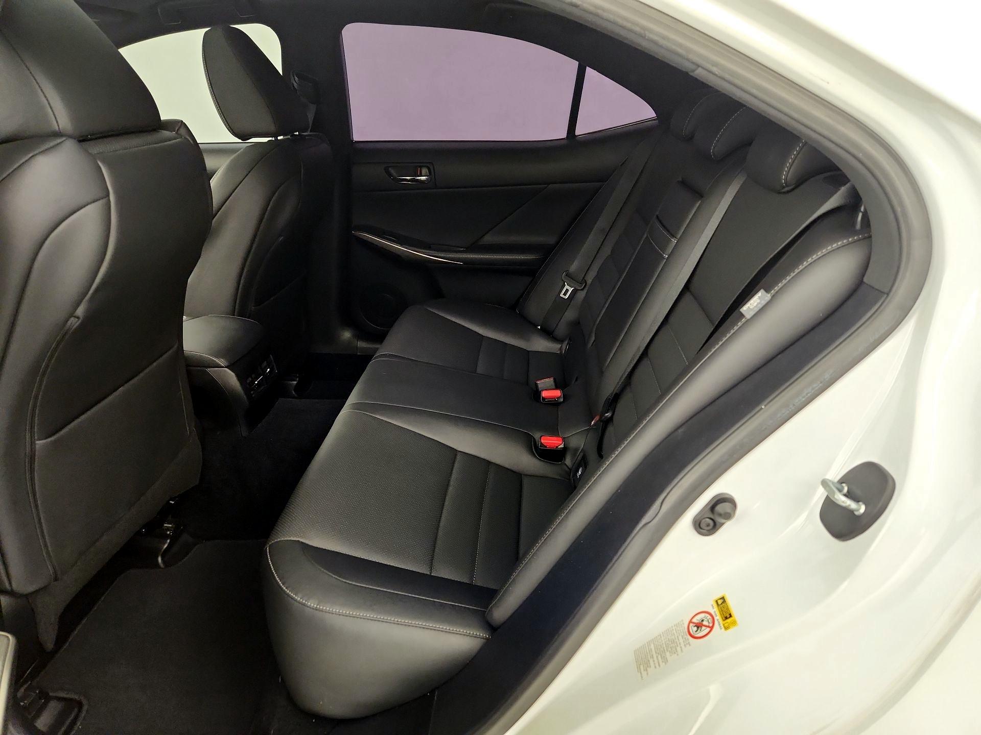 Thumbnail: 2014 Lexus IS - 20