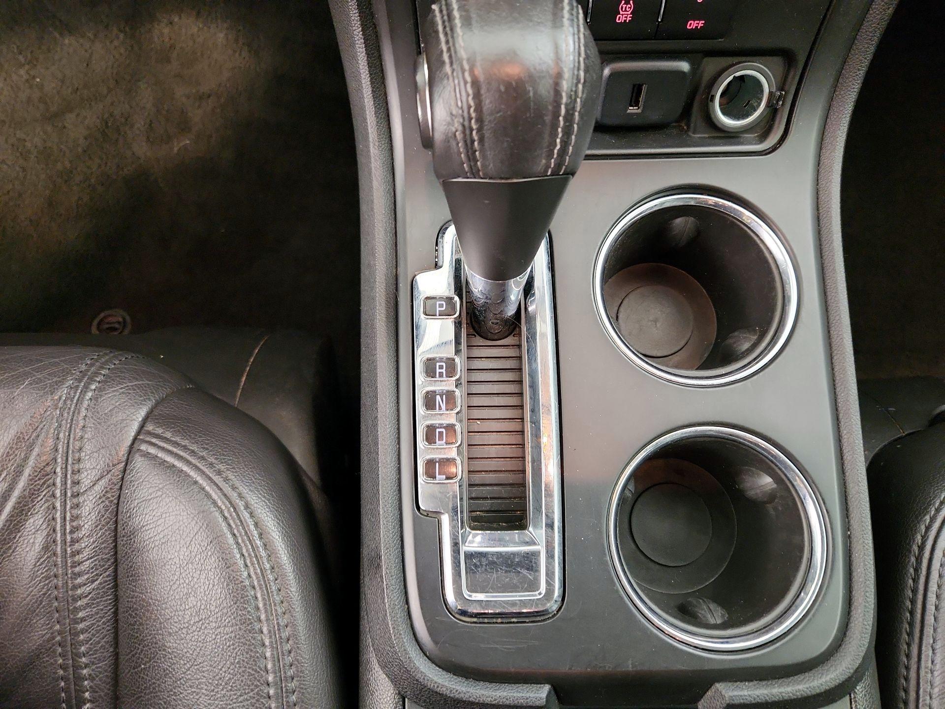 Thumbnail: 2015 GMC Acadia - 17