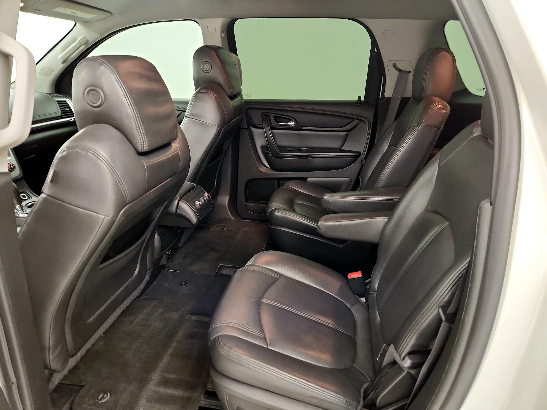 Thumbnail: 2015 GMC Acadia - 19