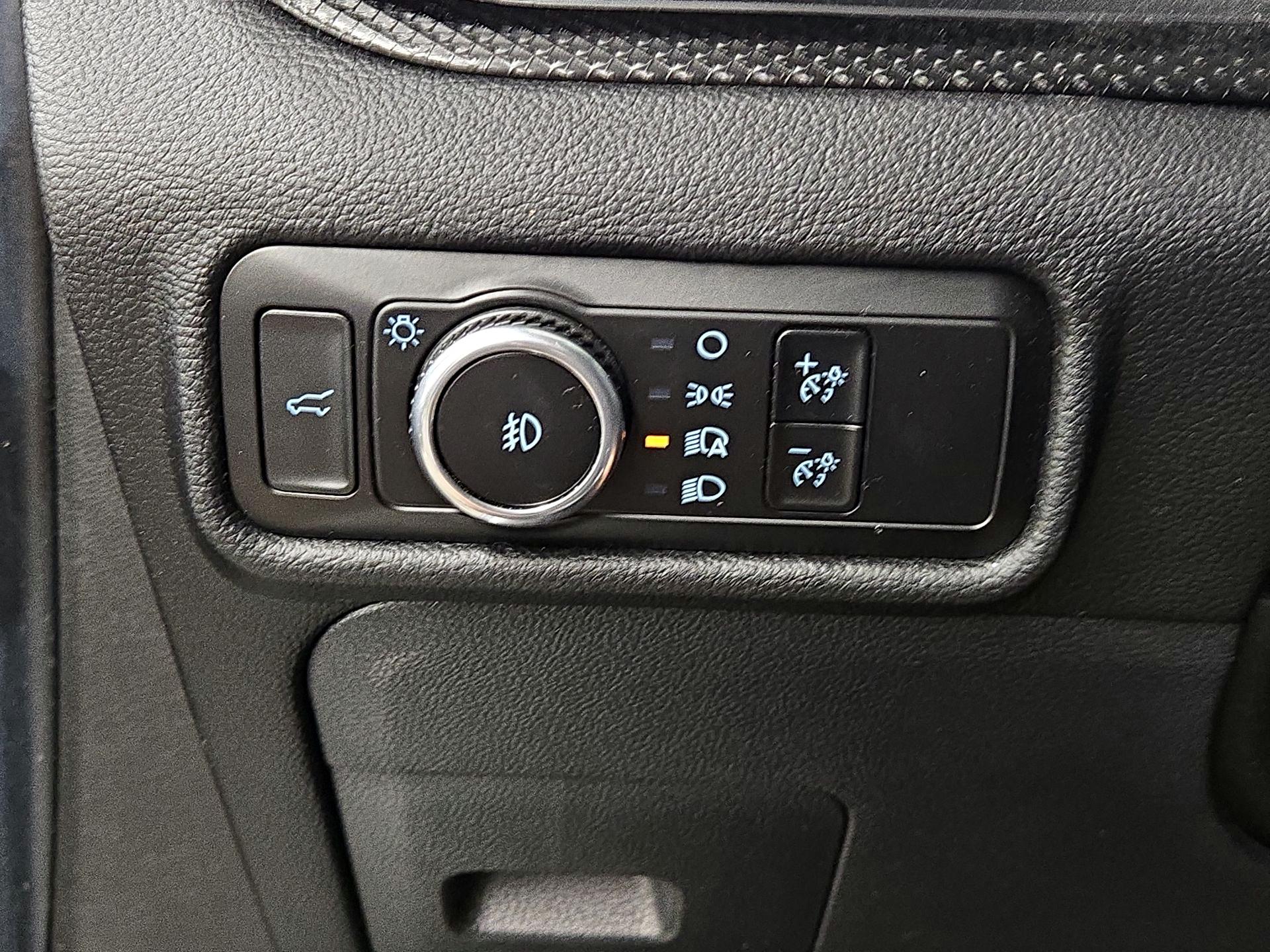 Thumbnail: 2023 Ford Explorer - 11