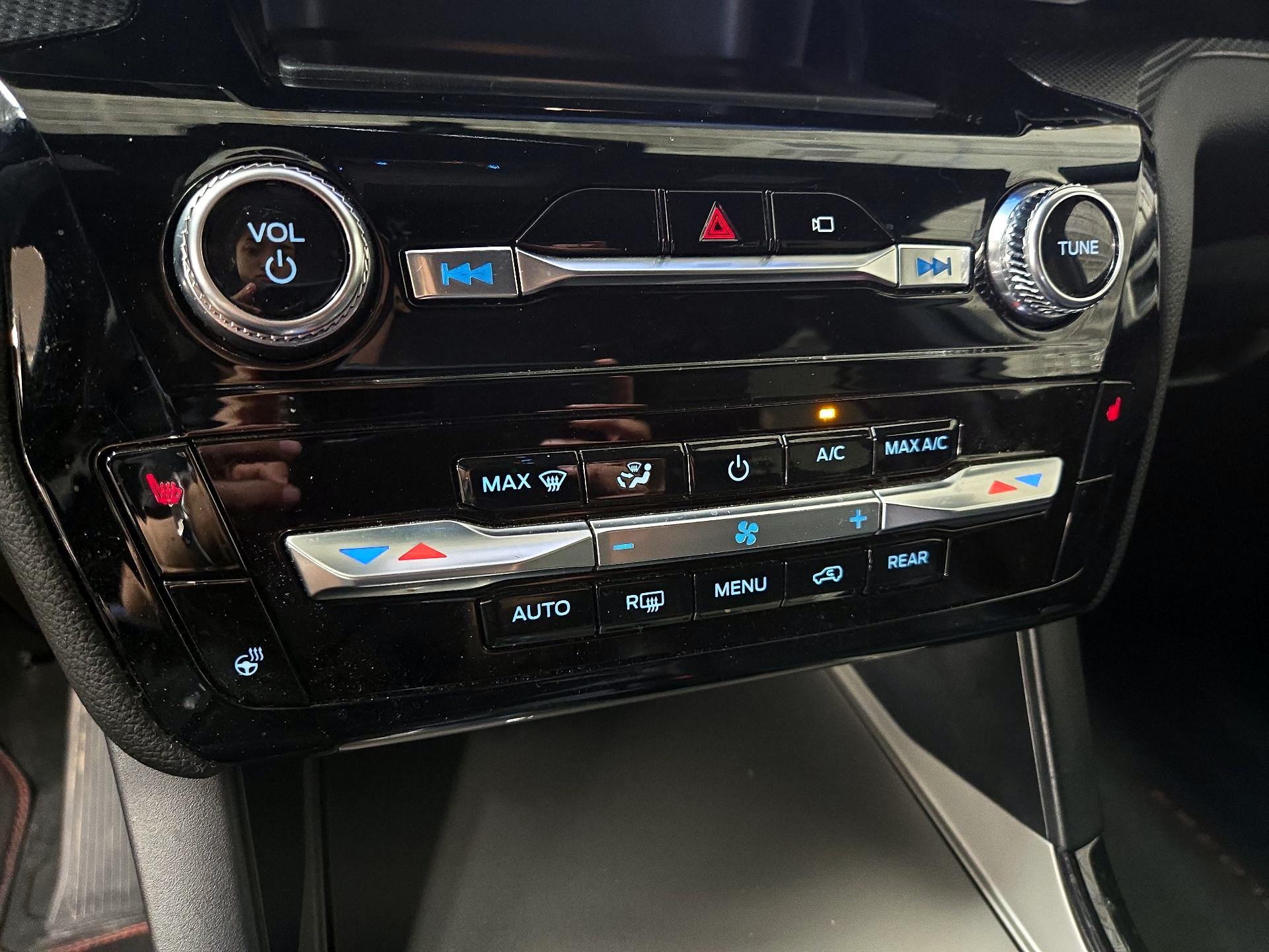 Thumbnail: 2023 Ford Explorer - 15