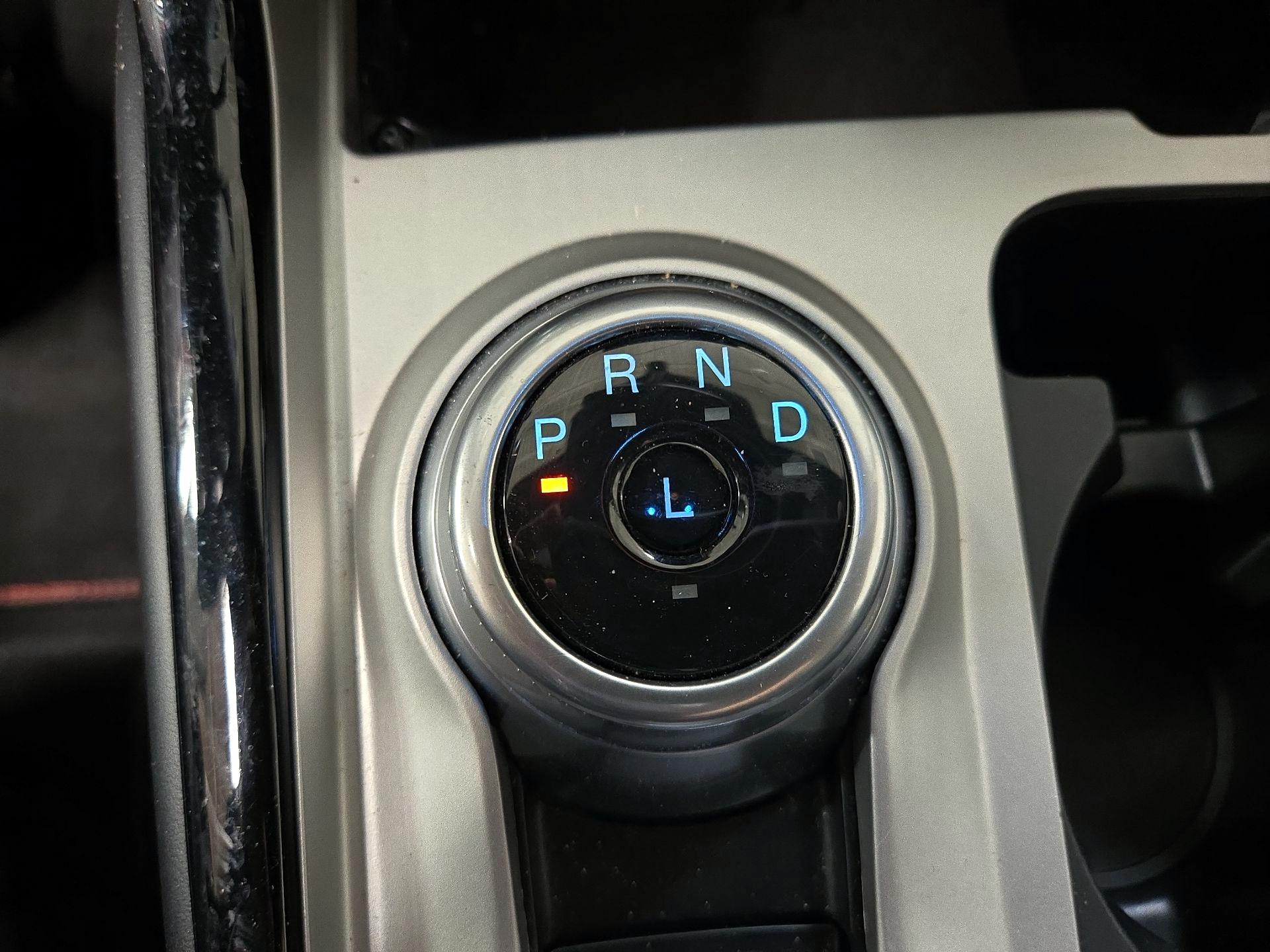 Thumbnail: 2023 Ford Explorer - 16