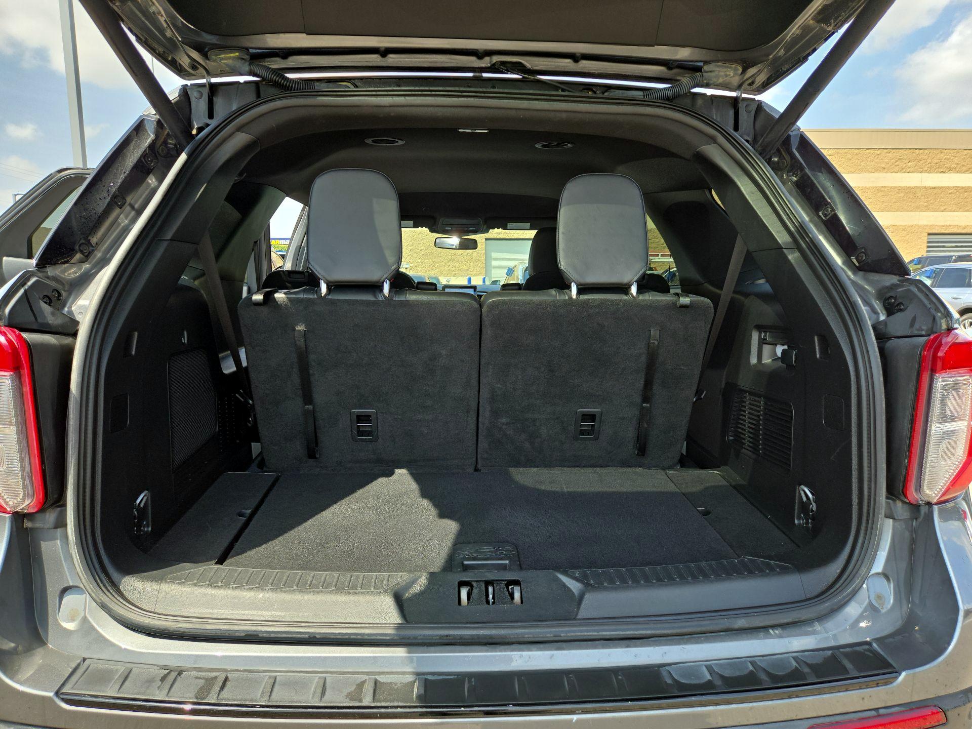 Thumbnail: 2023 Ford Explorer - 20