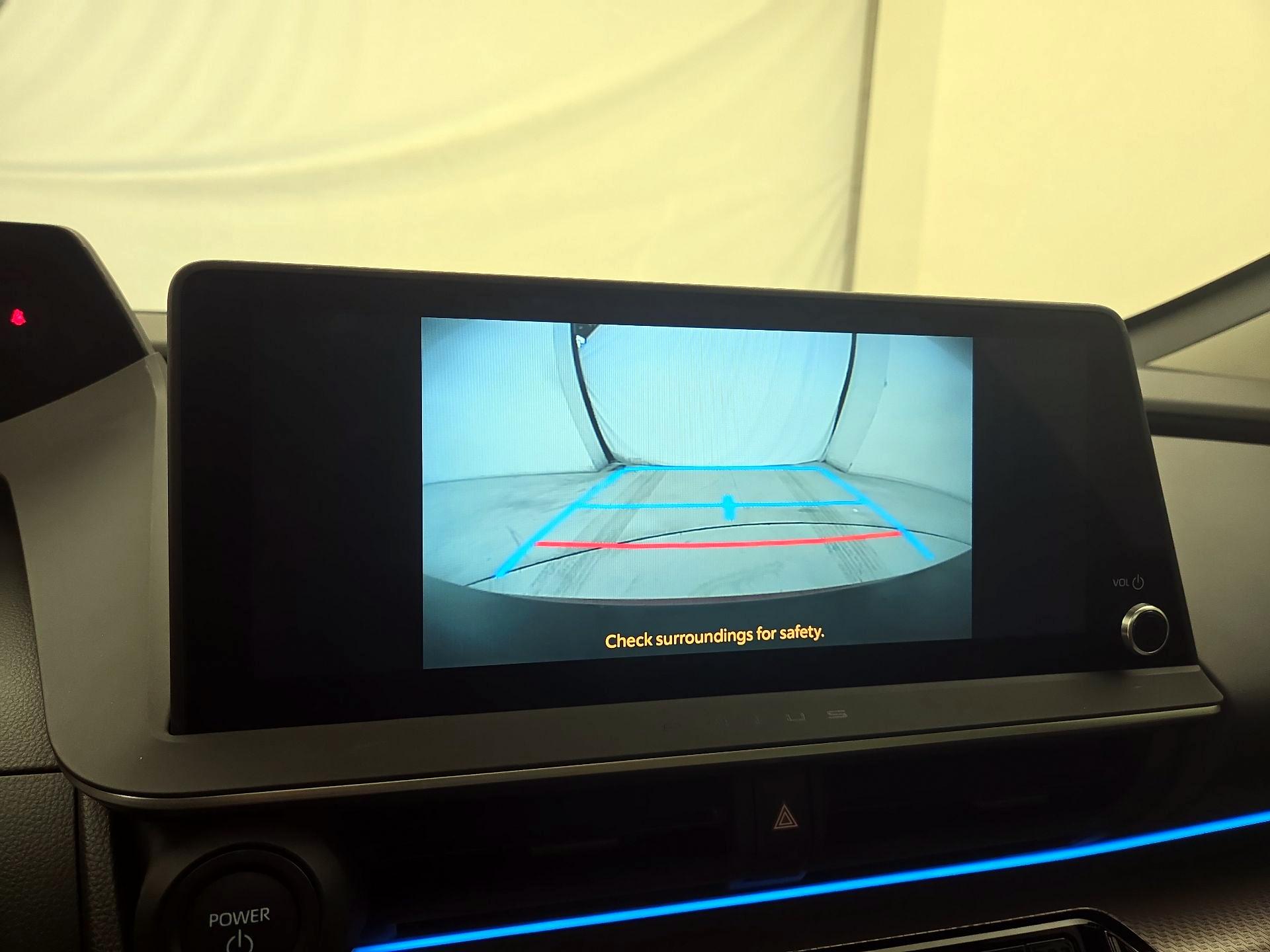 Thumbnail: 2024 Toyota Prius - 14