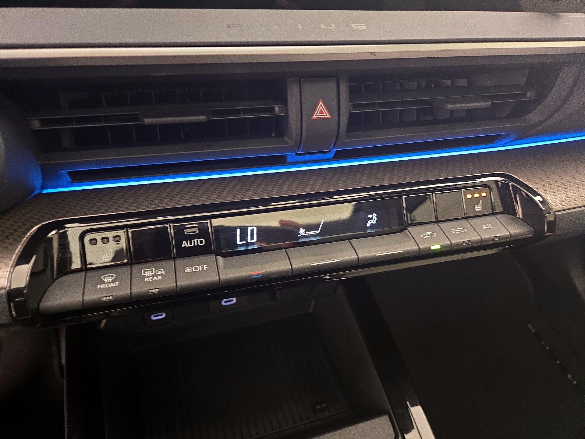 Thumbnail: 2024 Toyota Prius - 16