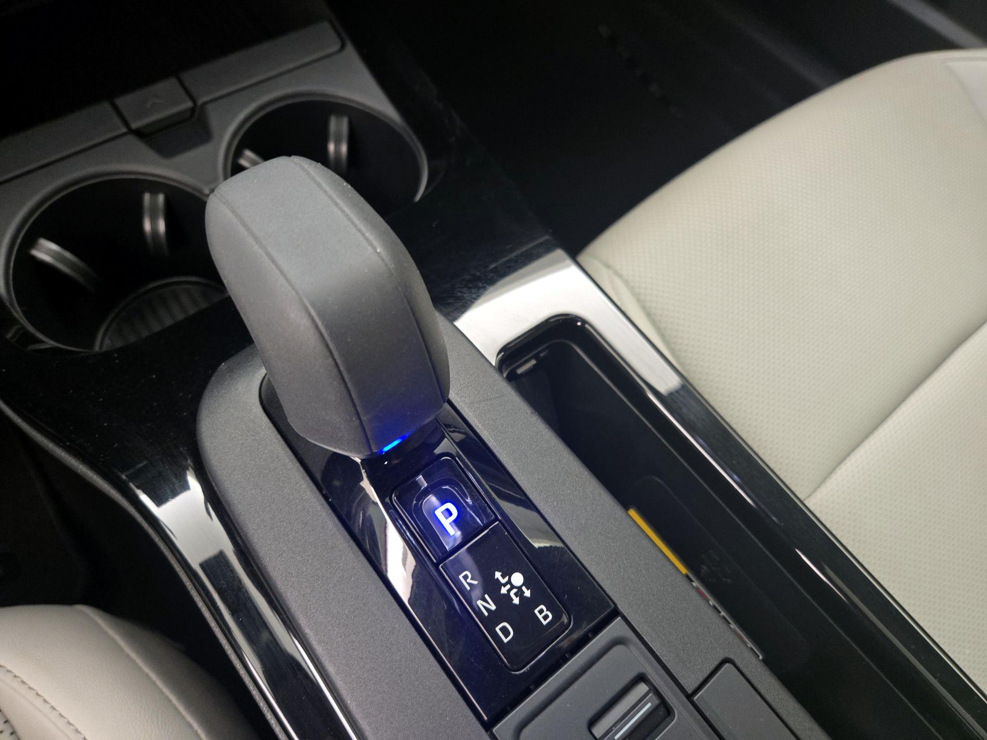 Thumbnail: 2024 Toyota Prius - 17