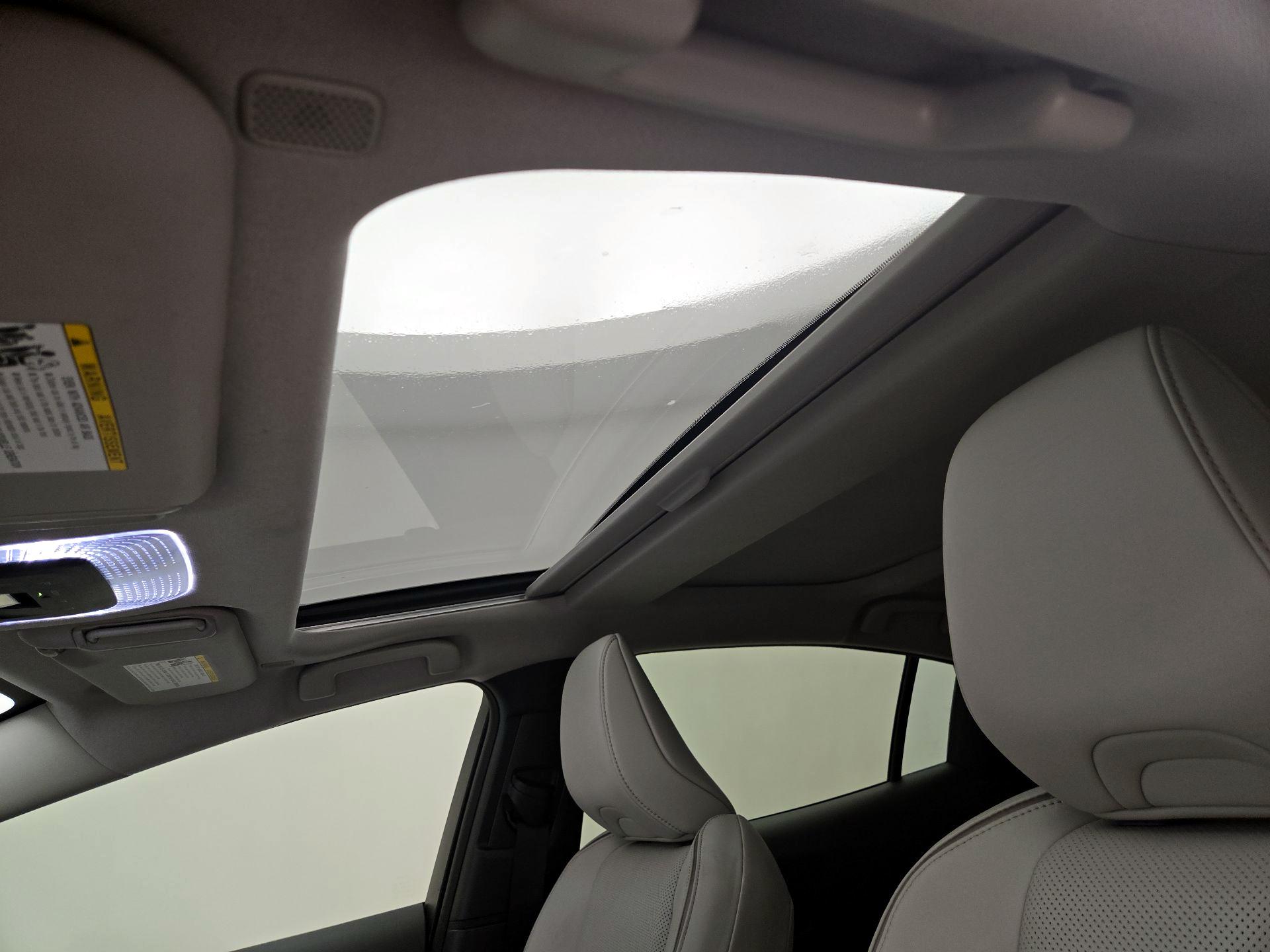 Thumbnail: 2024 Toyota Prius - 19