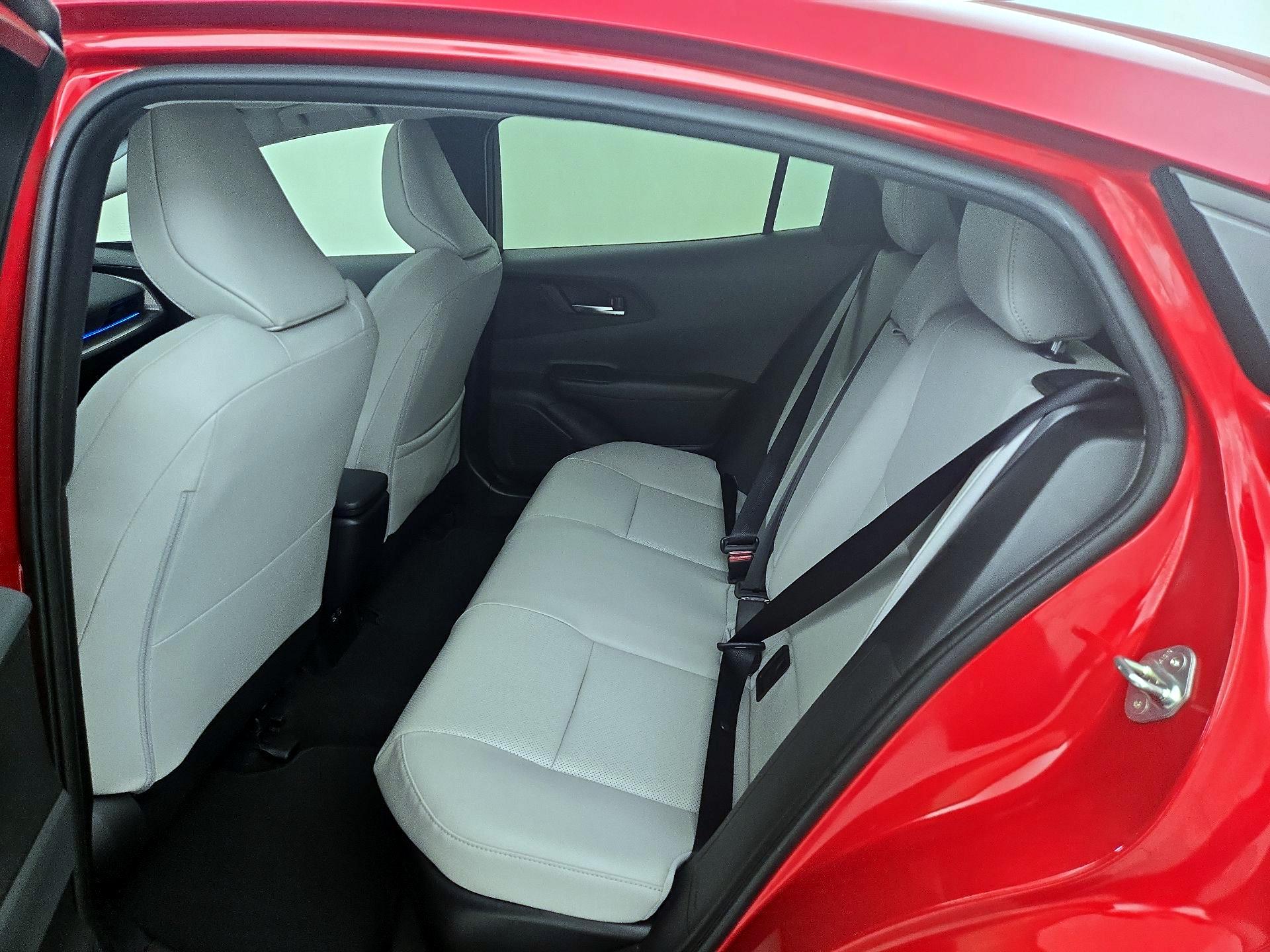 Thumbnail: 2024 Toyota Prius - 20