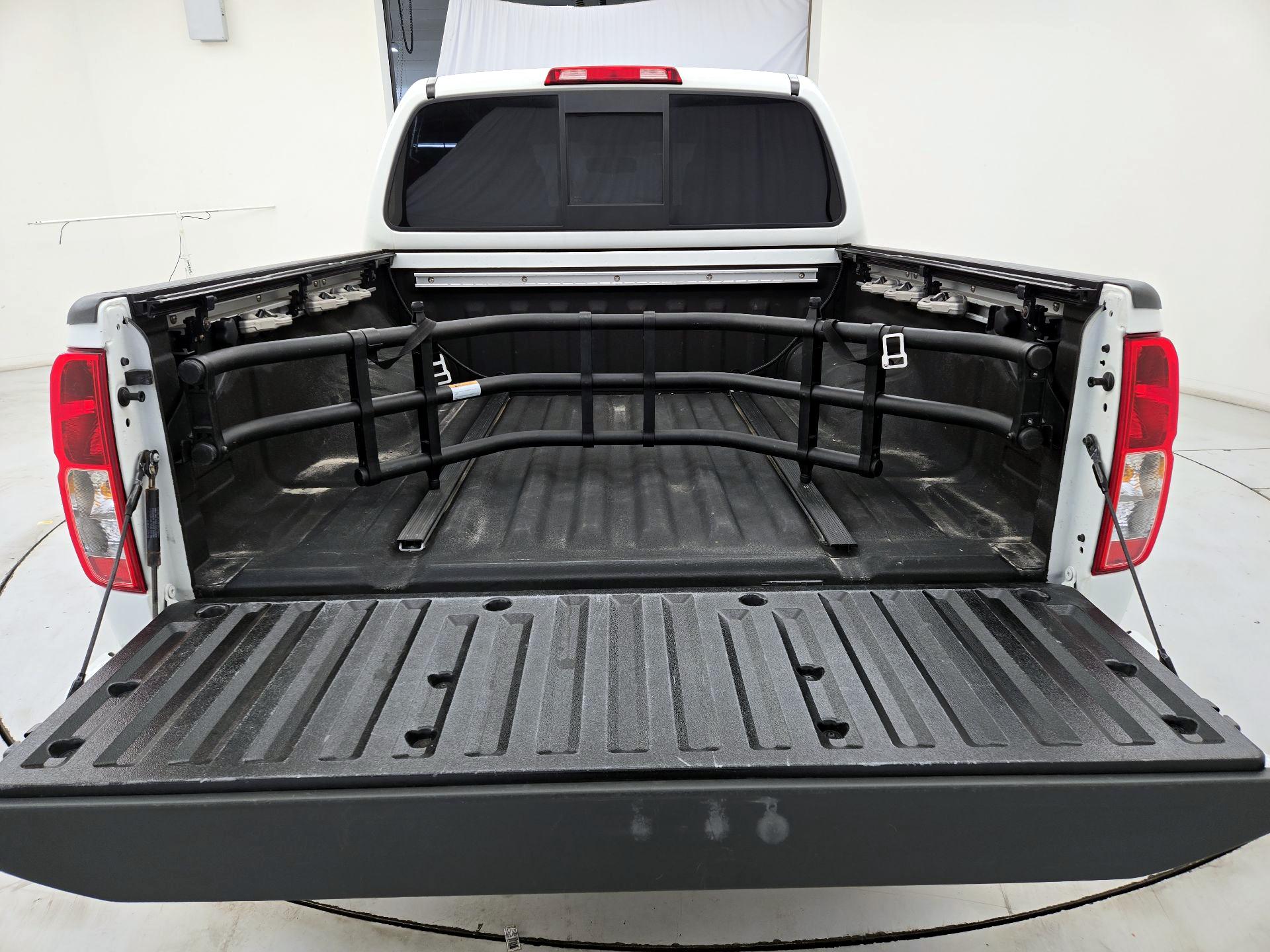 Thumbnail: 2020 Nissan Frontier - 20