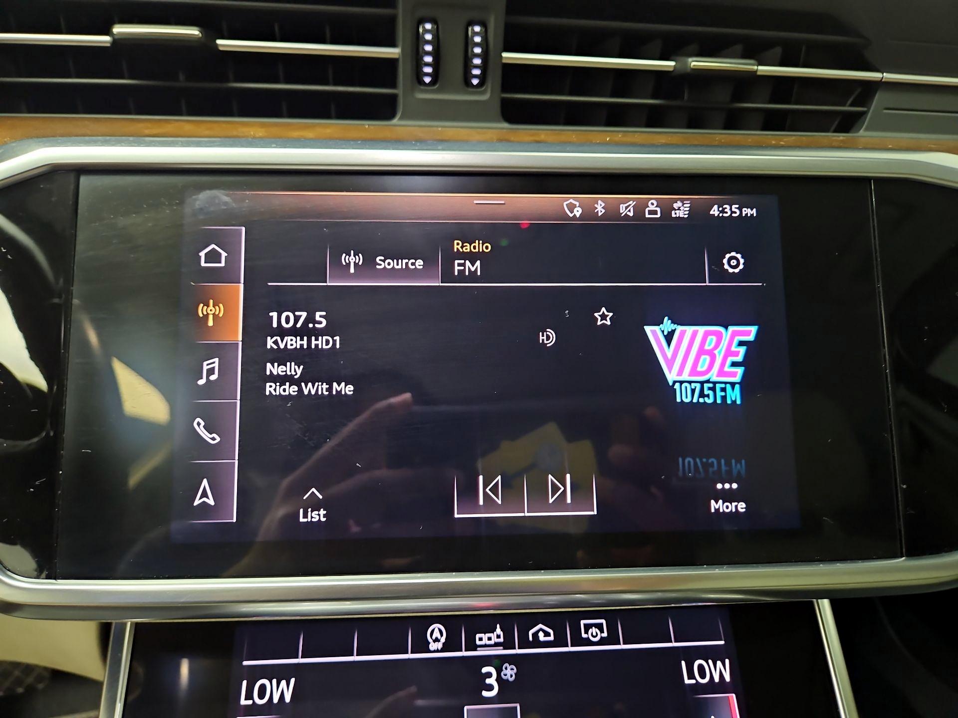 Thumbnail: 2019 Audi A6 - 16