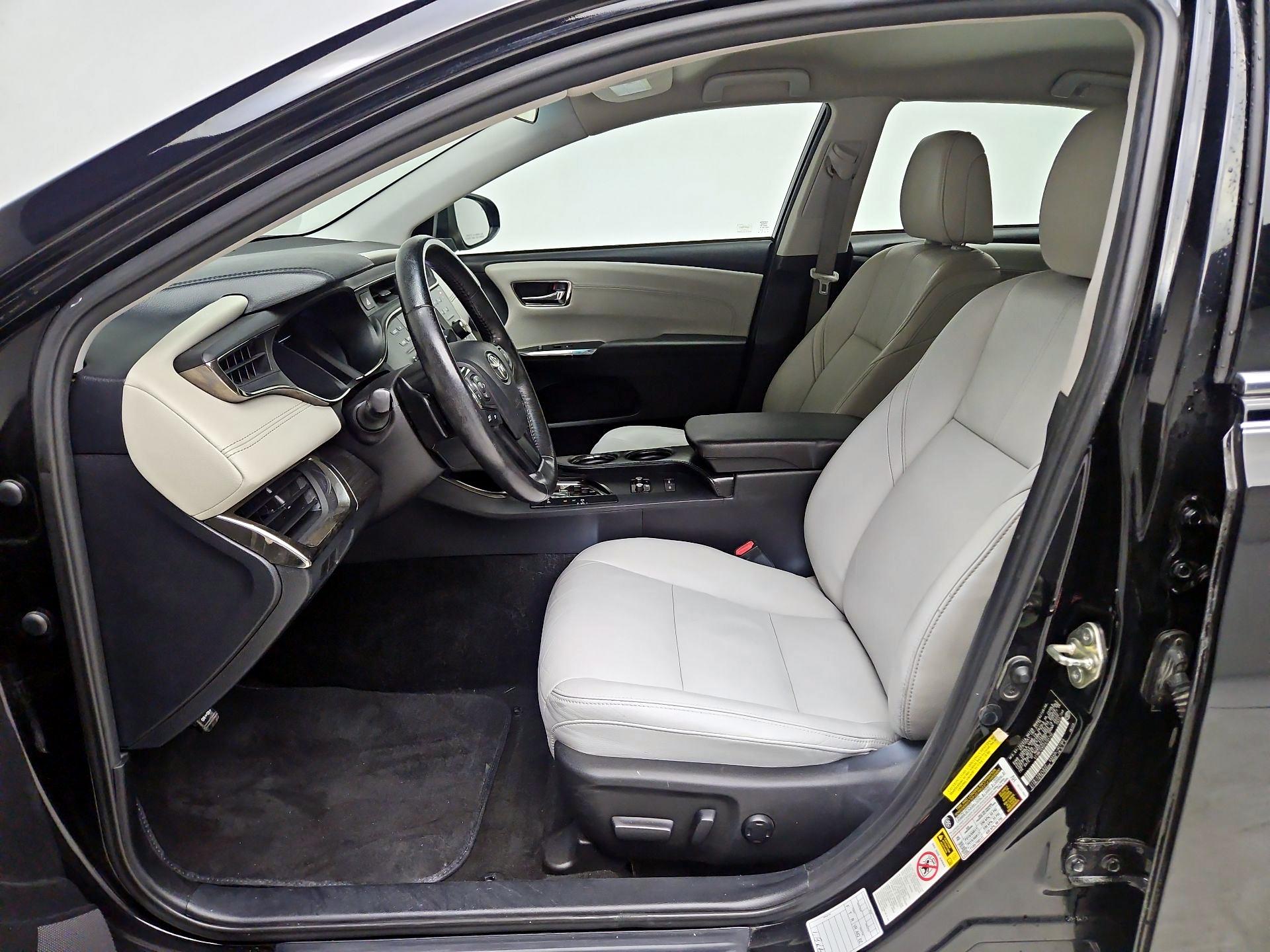 Thumbnail: 2015 Toyota Avalon - 11