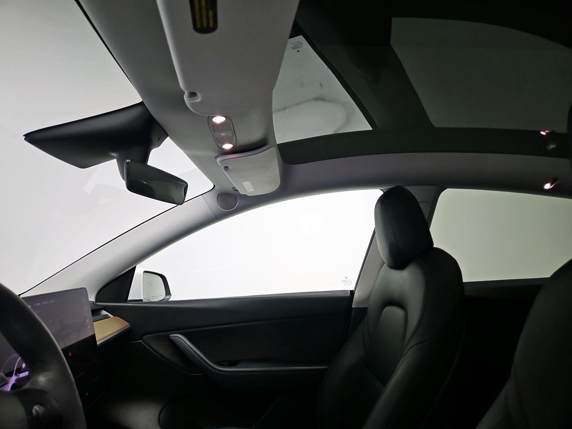 Thumbnail: 2021 Tesla Model Y - 18