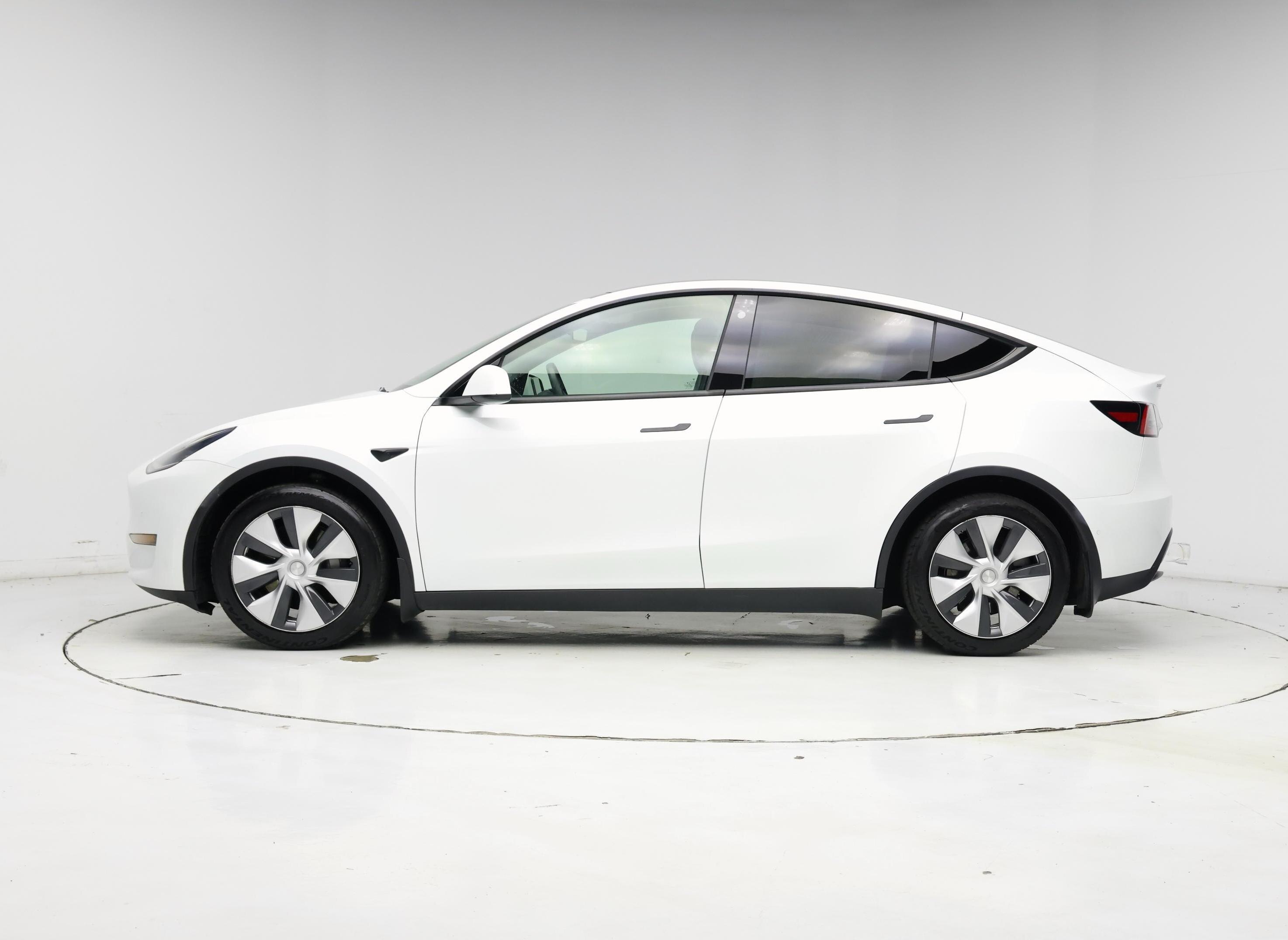 Thumbnail: 2021 Tesla Model Y - 3