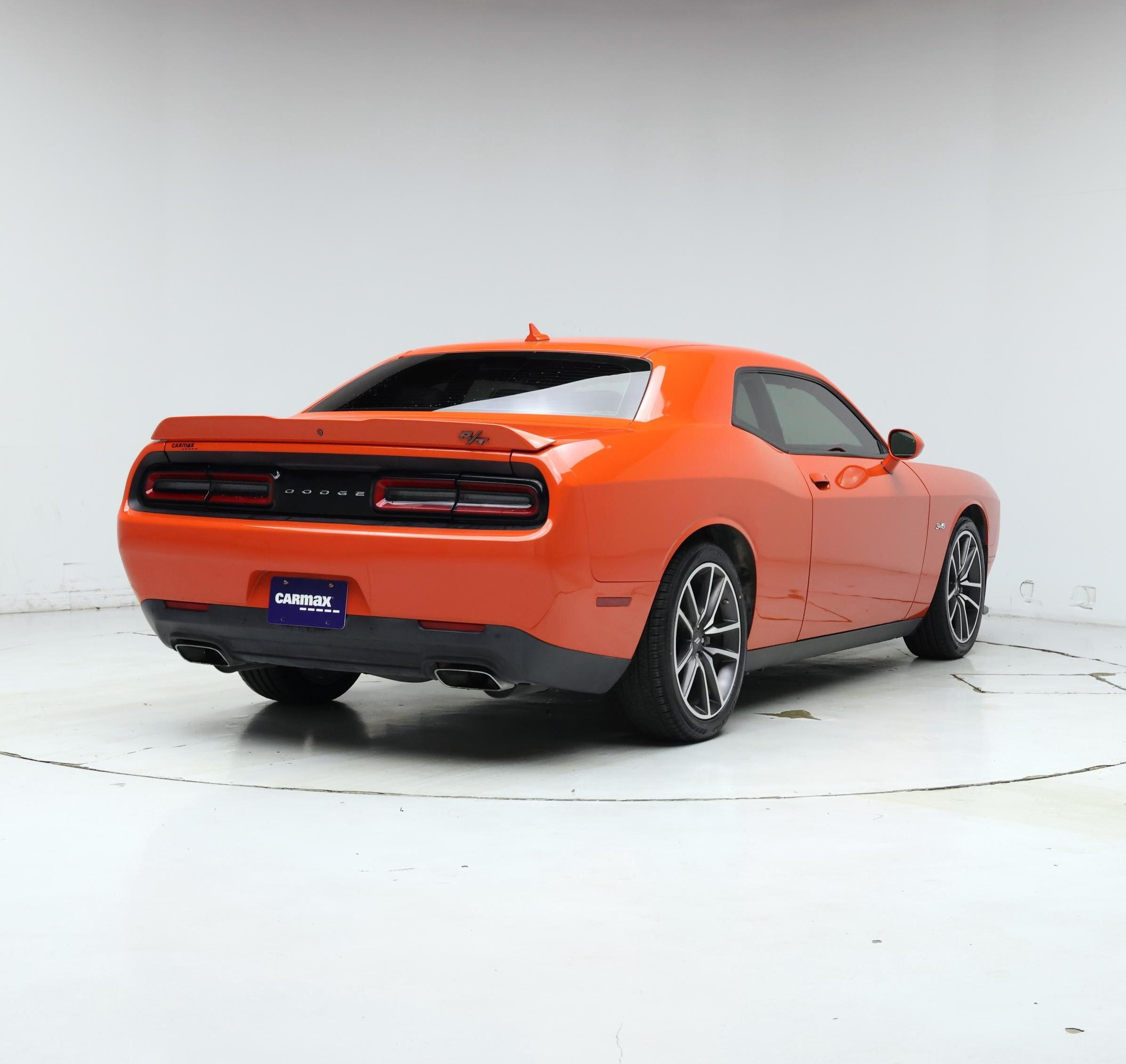 Thumbnail: 2022 Dodge Challenger - 8