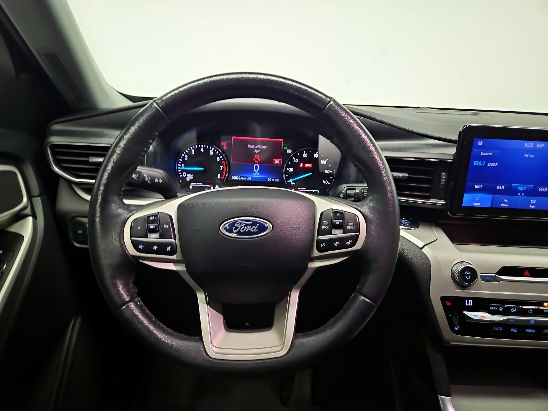 Thumbnail: 2021 Ford Explorer - 10