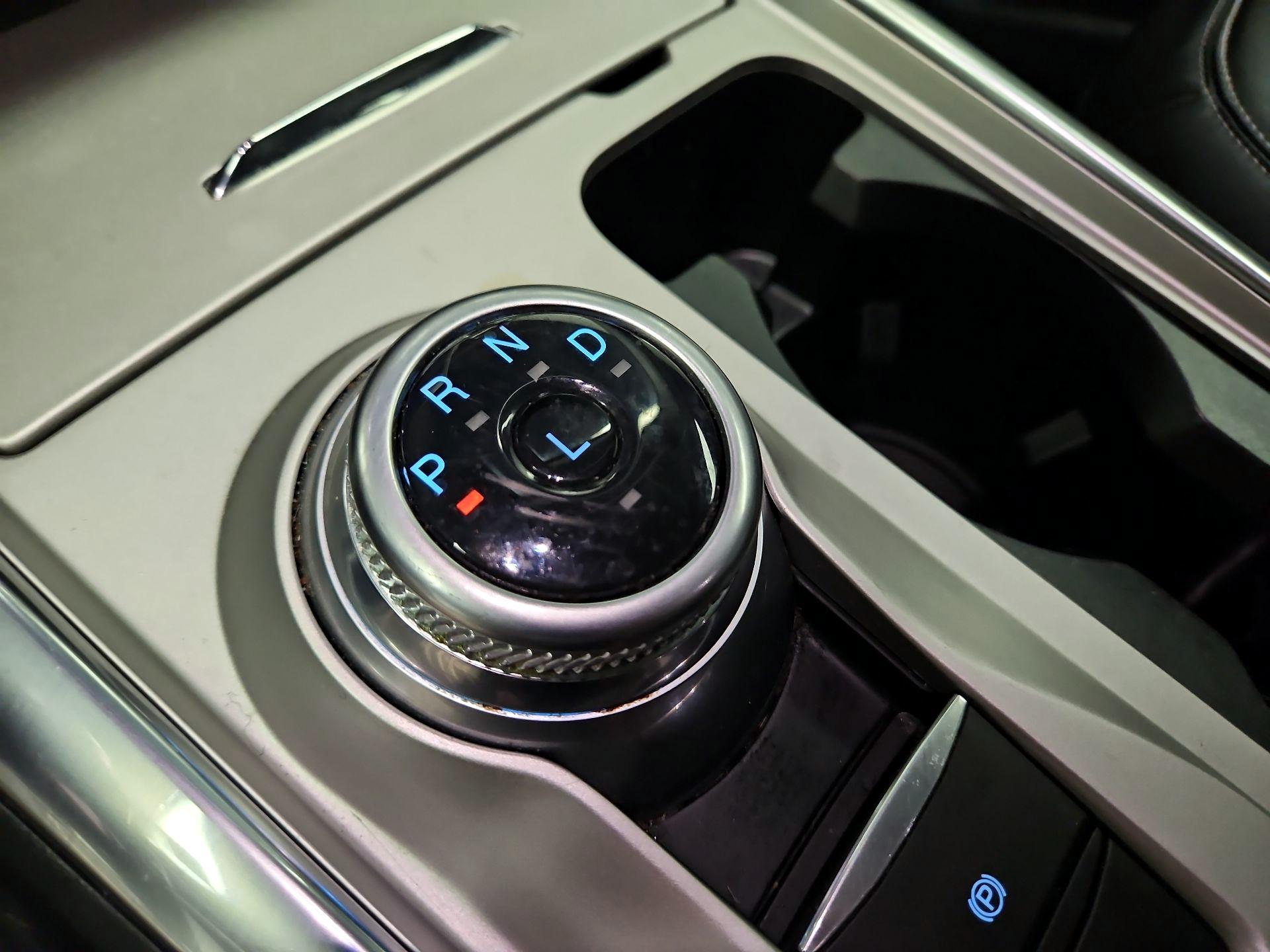 Thumbnail: 2021 Ford Explorer - 17