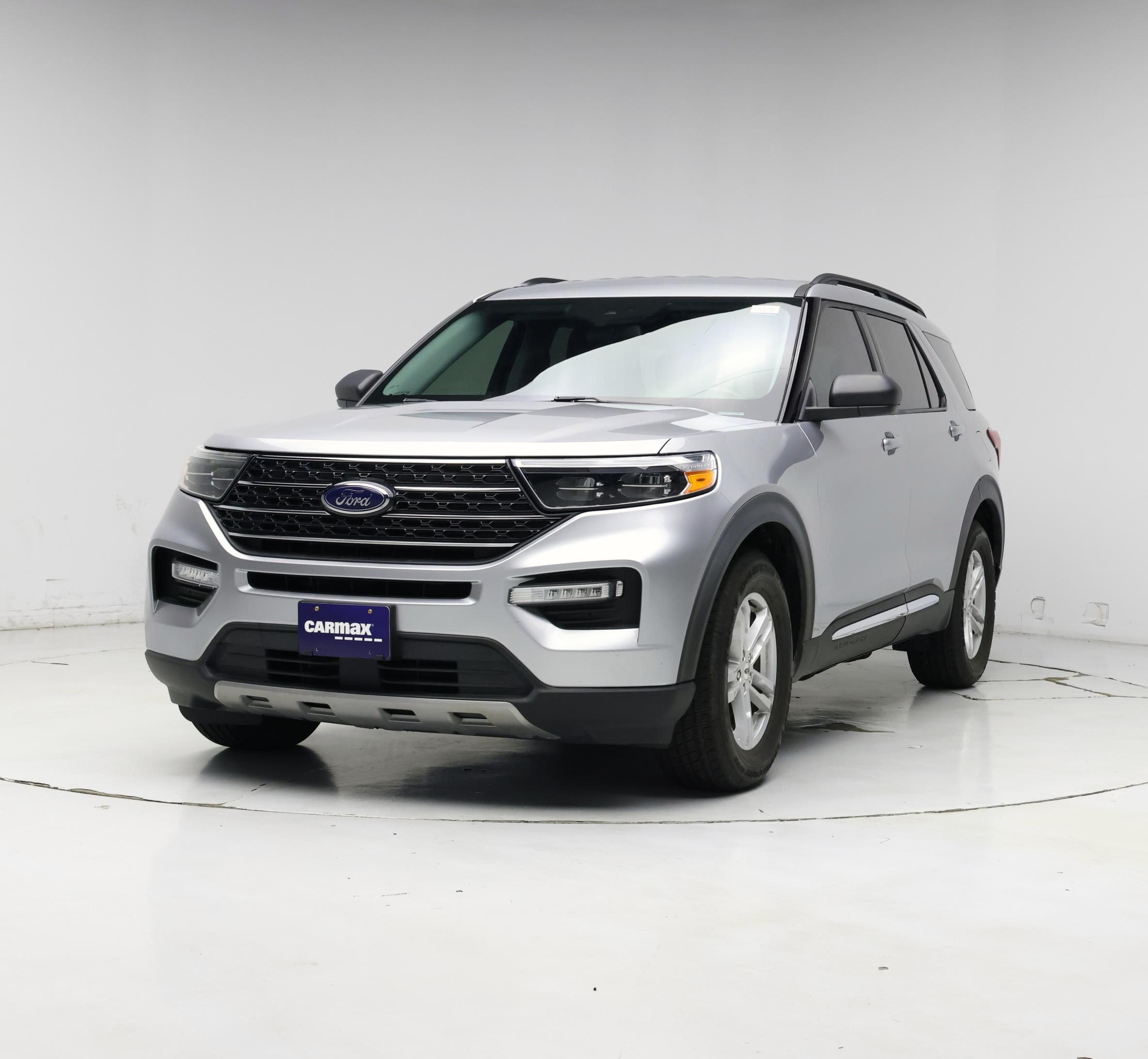 Thumbnail: 2021 Ford Explorer - 4