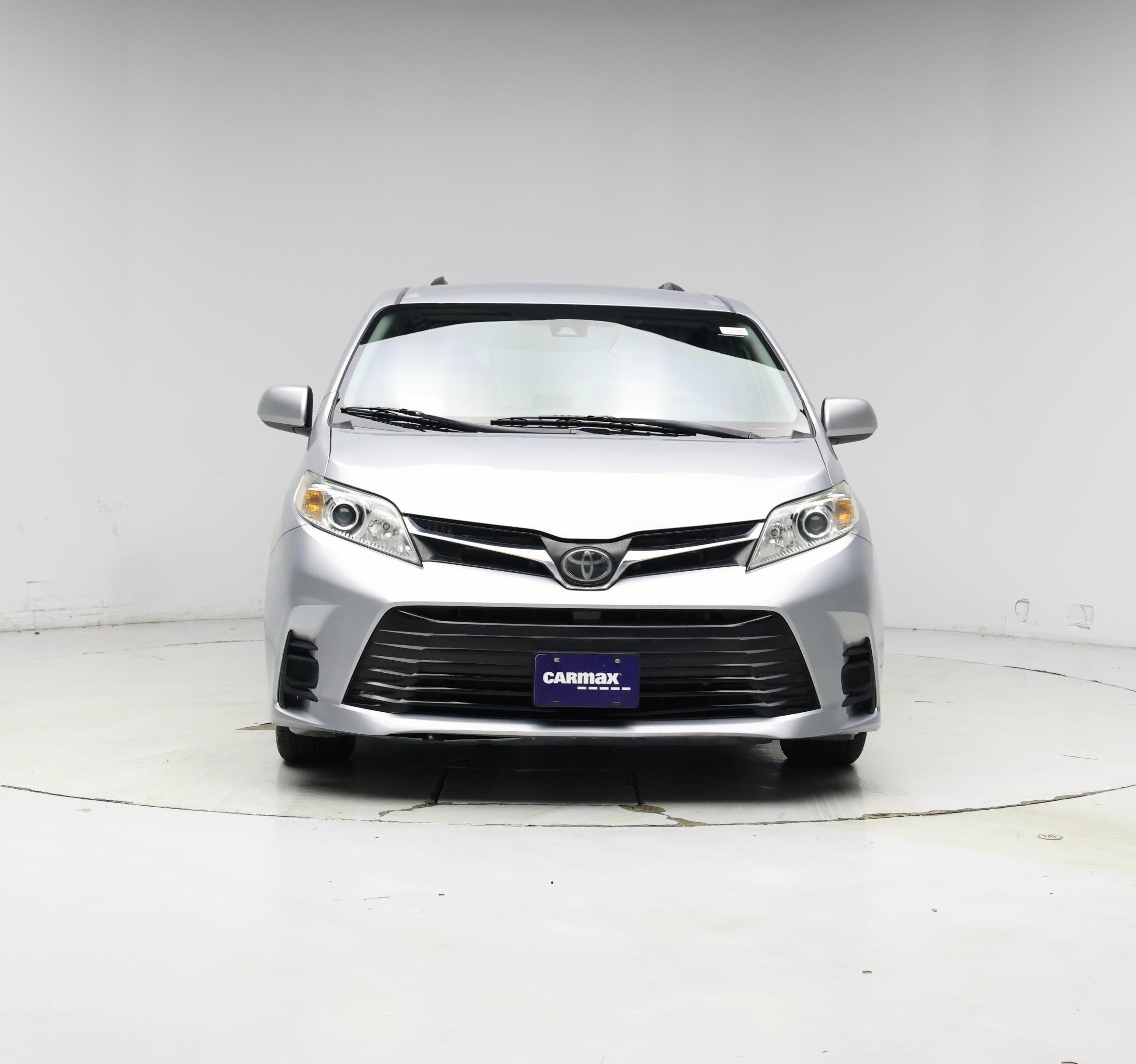 Thumbnail: 2019 Toyota Sienna - 5