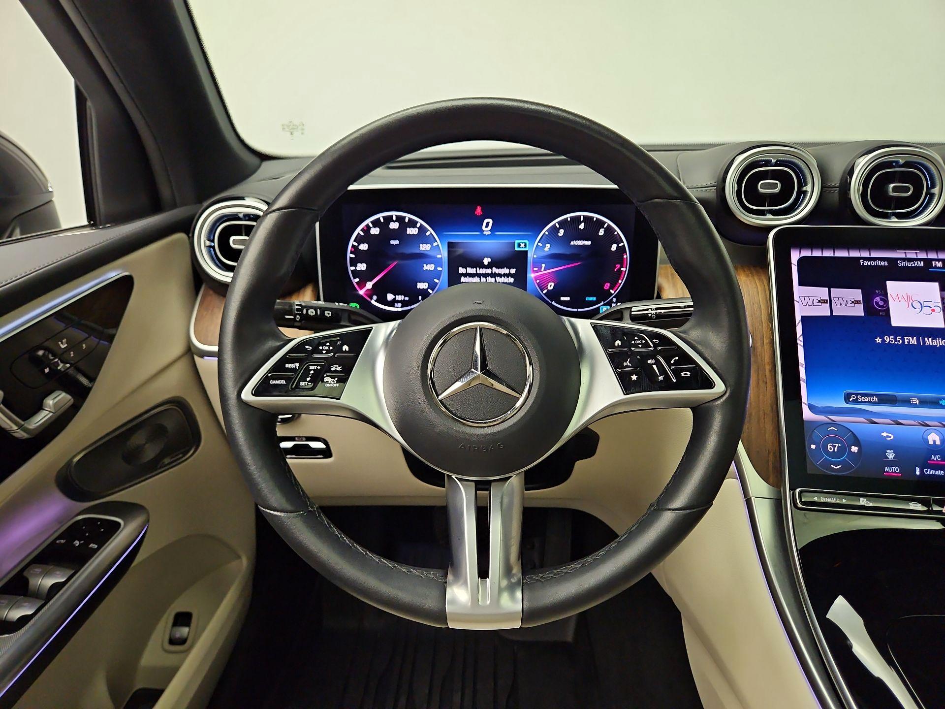 Thumbnail: 2023 Mercedes-Benz GLC - 10