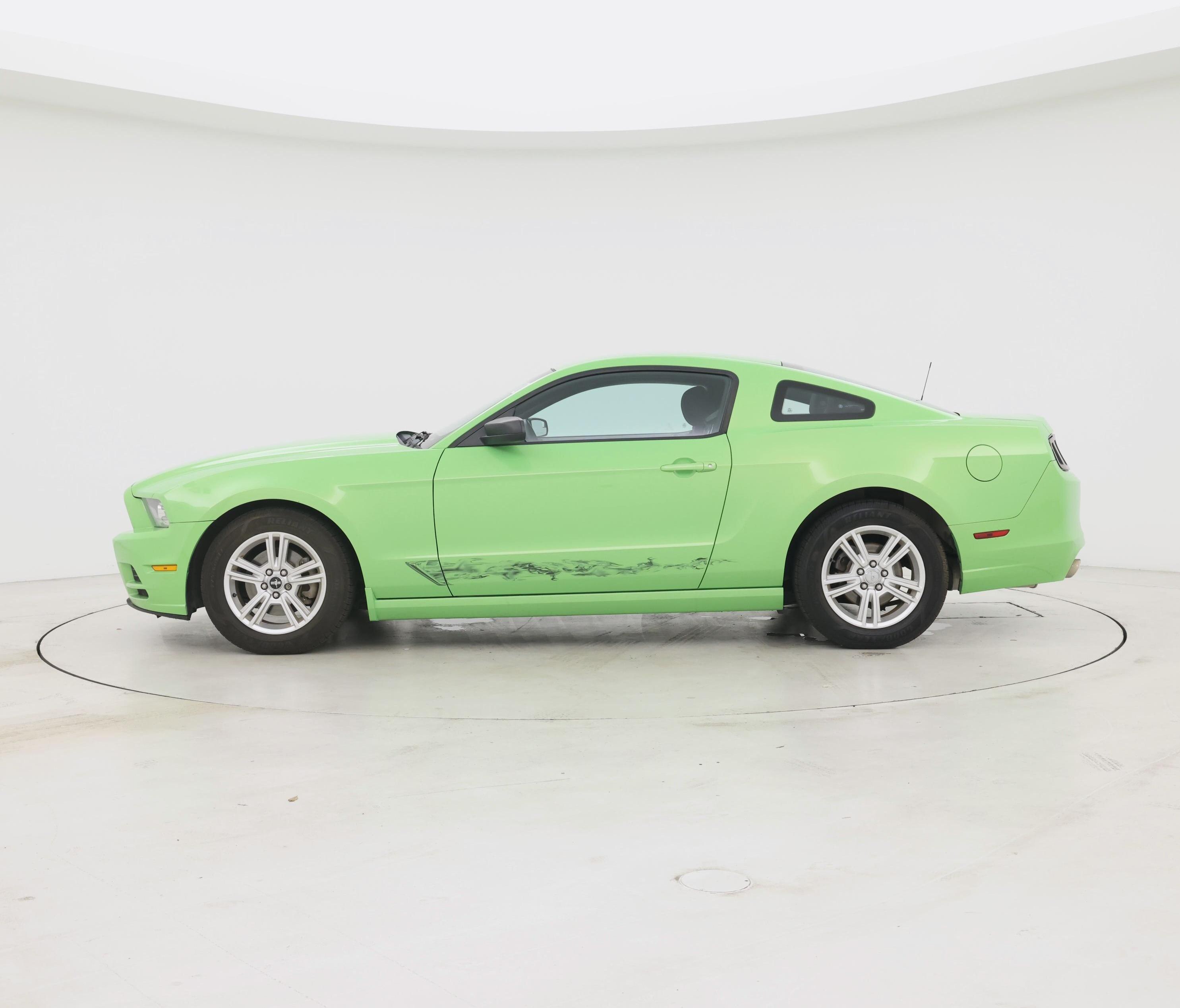 Thumbnail: 2014 Ford Mustang - 3