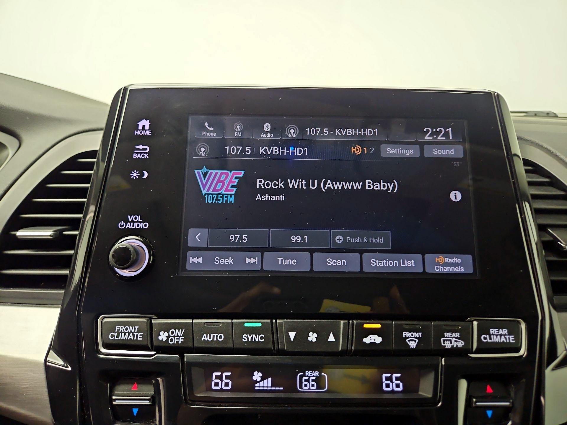 Thumbnail: 2018 Honda Odyssey - 15