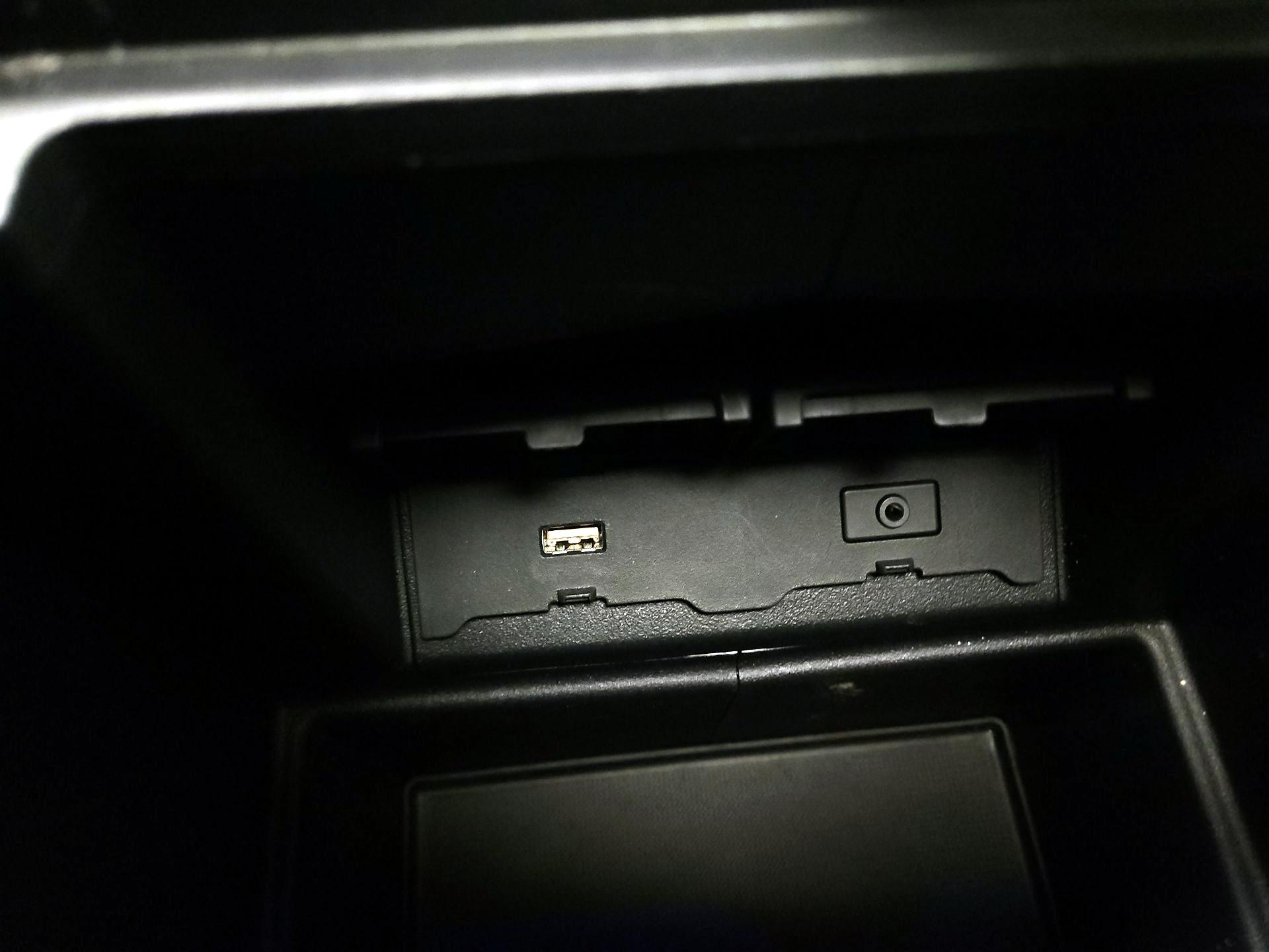 Thumbnail: 2018 Honda Odyssey - 18