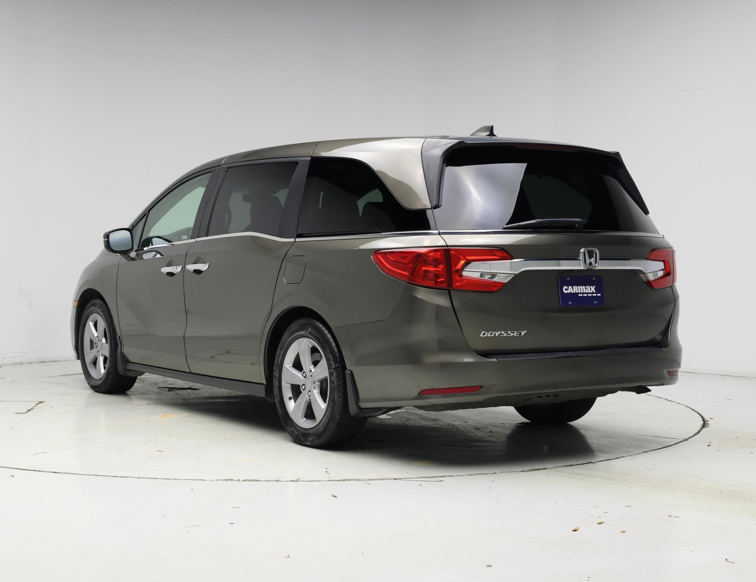 Thumbnail: 2018 Honda Odyssey - 2