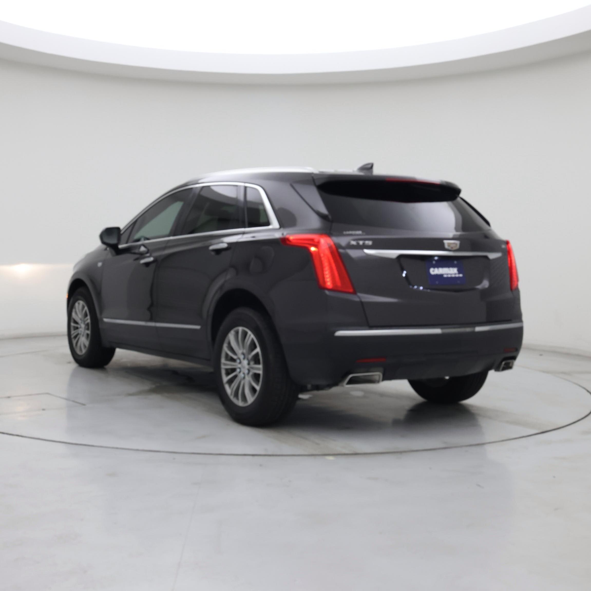 Thumbnail: 2018 Cadillac XT5 - 2
