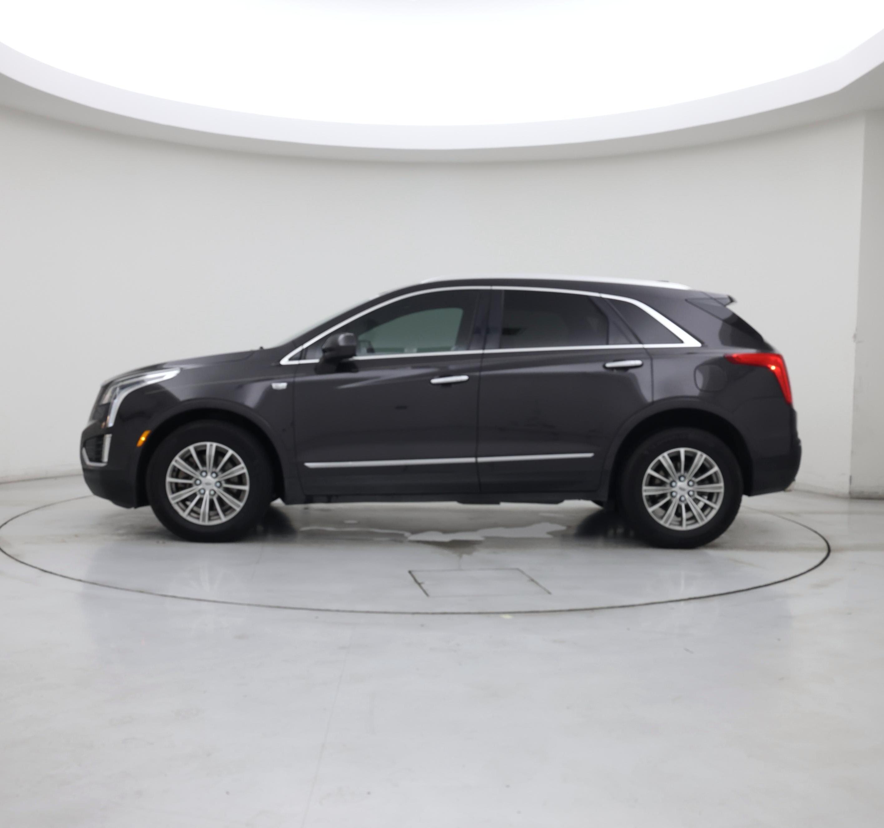 Thumbnail: 2018 Cadillac XT5 - 3