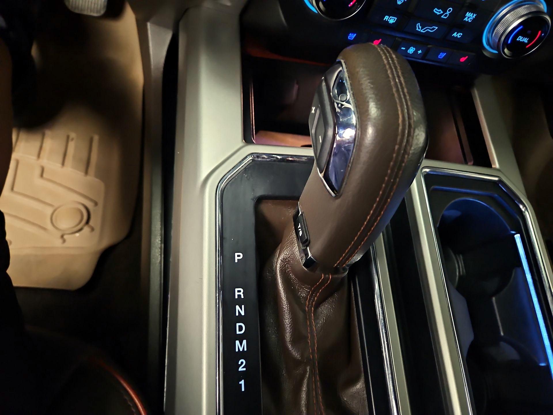 Thumbnail: 2015 Ford F-150 - 17