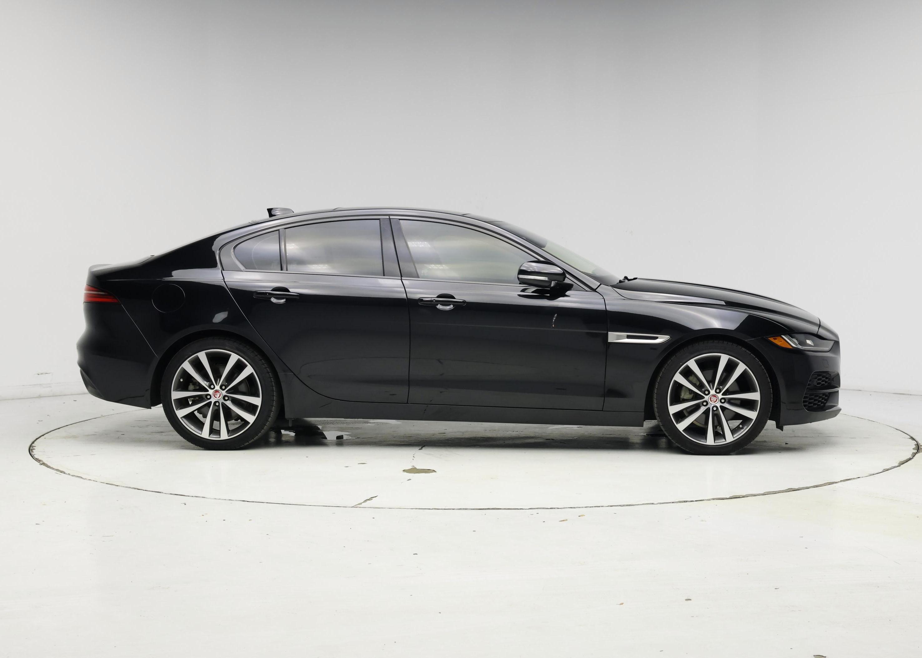 Thumbnail: 2020 Jaguar XE - 7