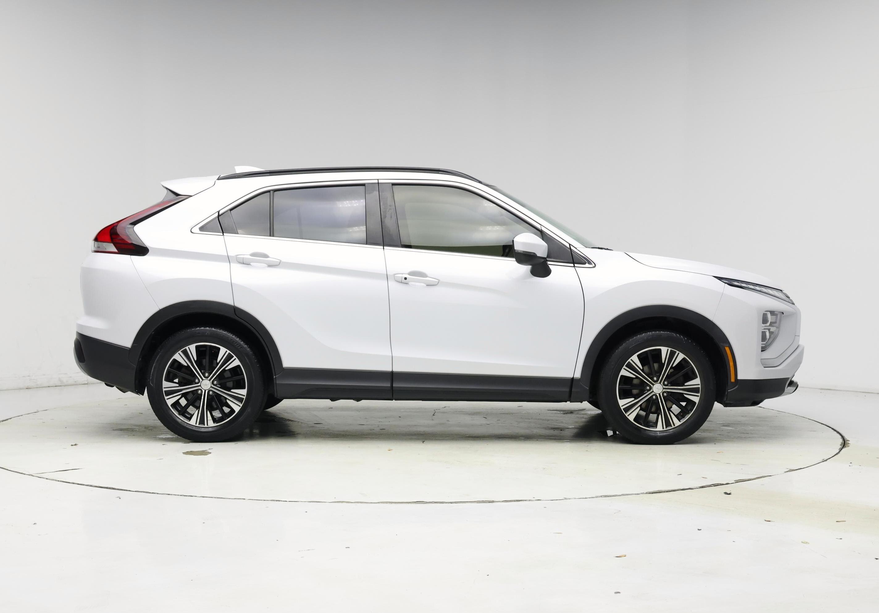 Thumbnail: 2022 Mitsubishi Eclipse Cross - 7