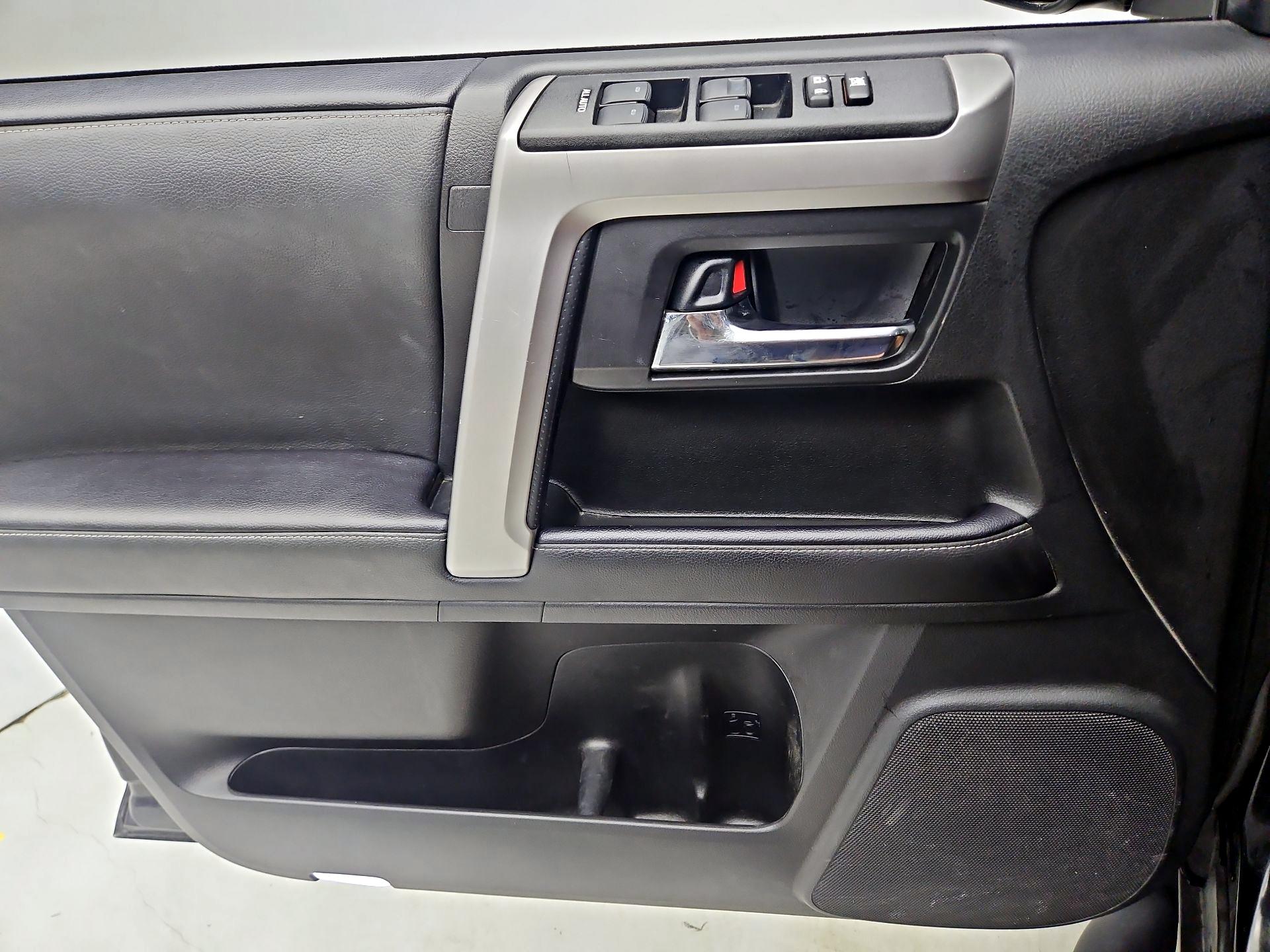 Thumbnail: 2023 Toyota 4Runner - 12