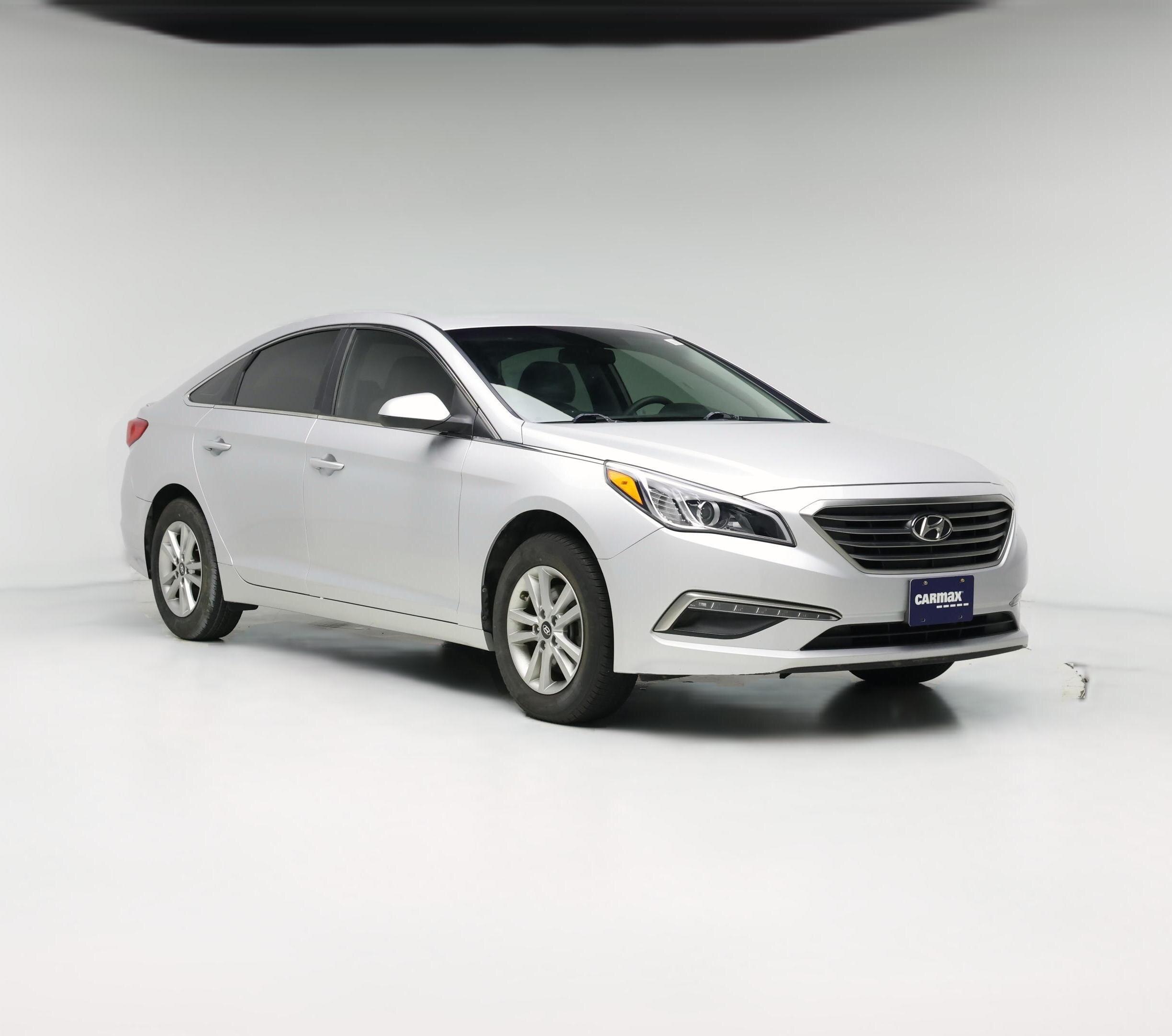 Thumbnail: 2015 Hyundai Sonata - 1