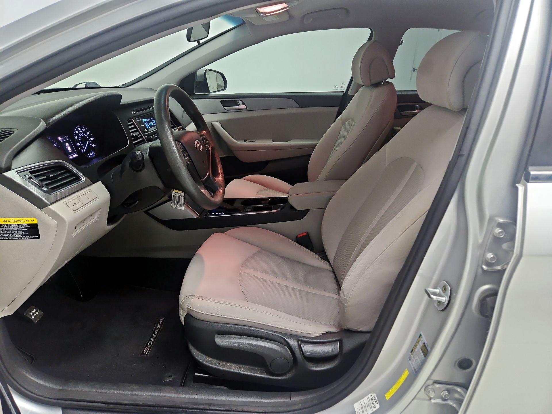 Thumbnail: 2015 Hyundai Sonata - 11