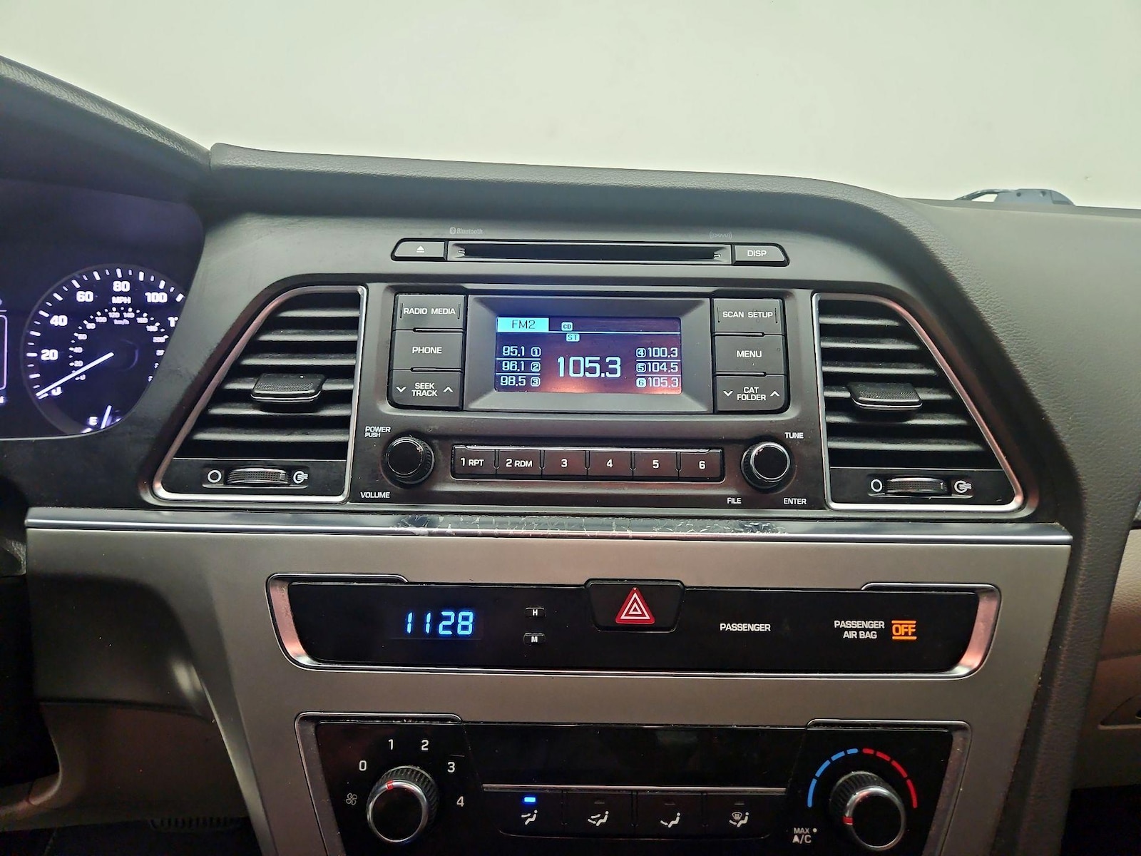 2015 Hyundai Sonata SE - Photo 15