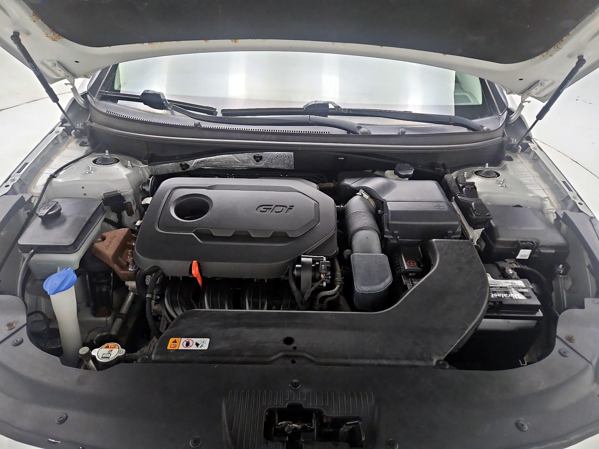Thumbnail: 2015 Hyundai Sonata - 20