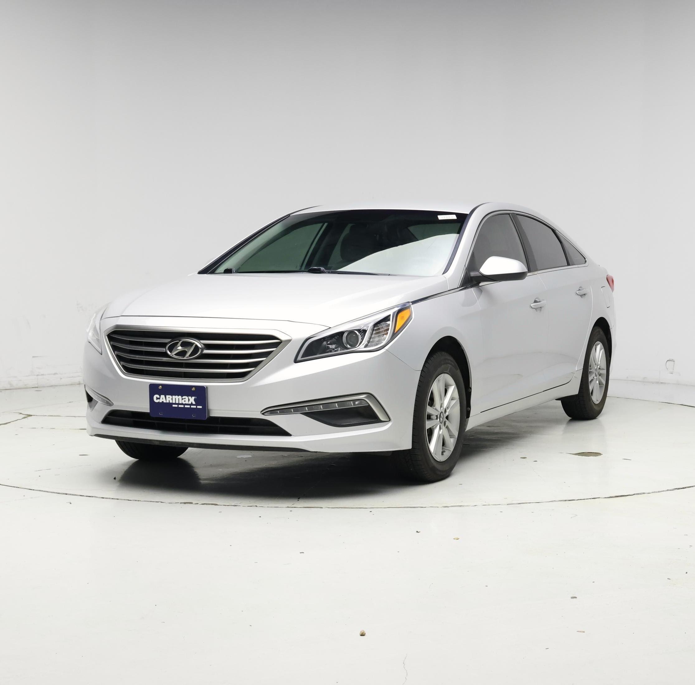 Thumbnail: 2015 Hyundai Sonata - 4