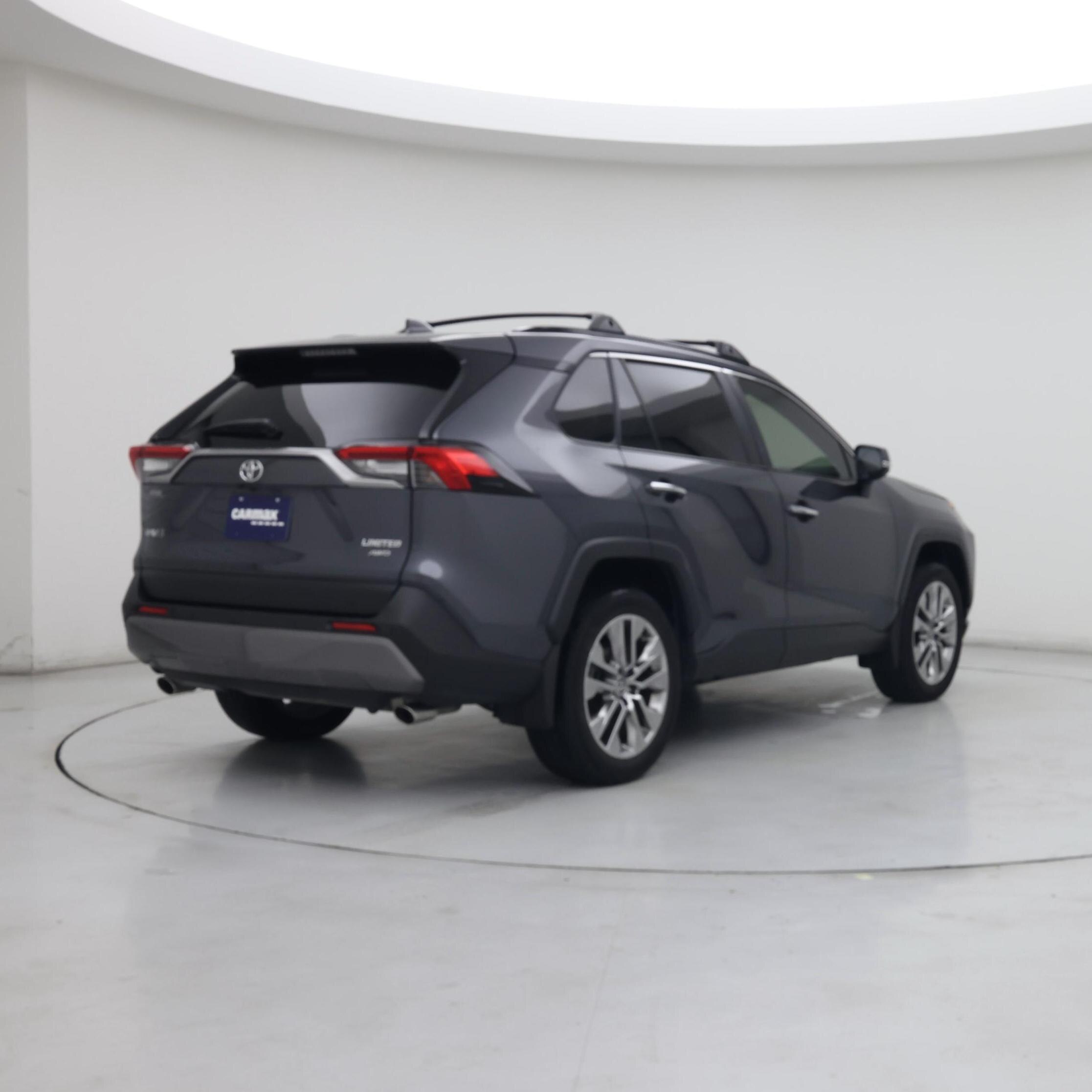 Thumbnail: 2021 Toyota RAV4 - 8