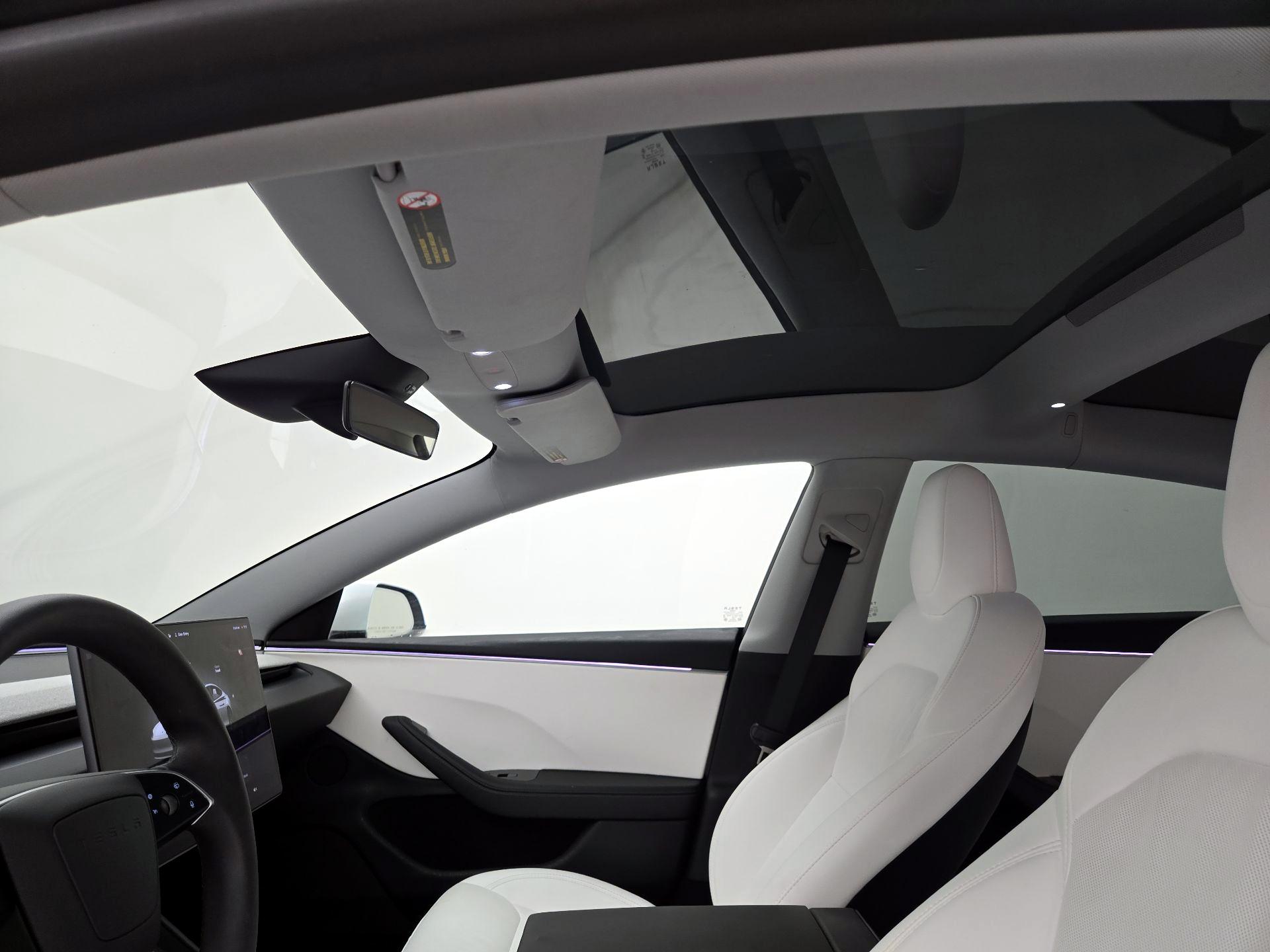 Thumbnail: 2024 Tesla Model 3 - 18