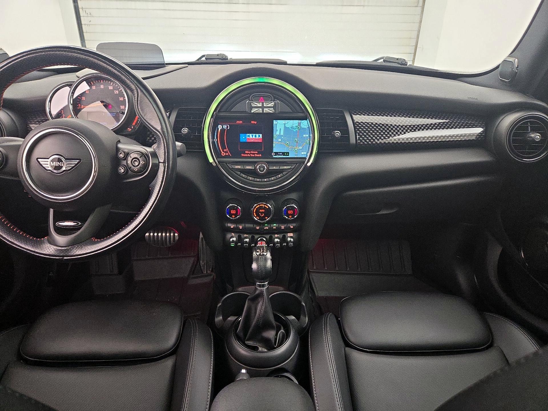 Thumbnail: 2018 MINI Cooper Hardtop - 9