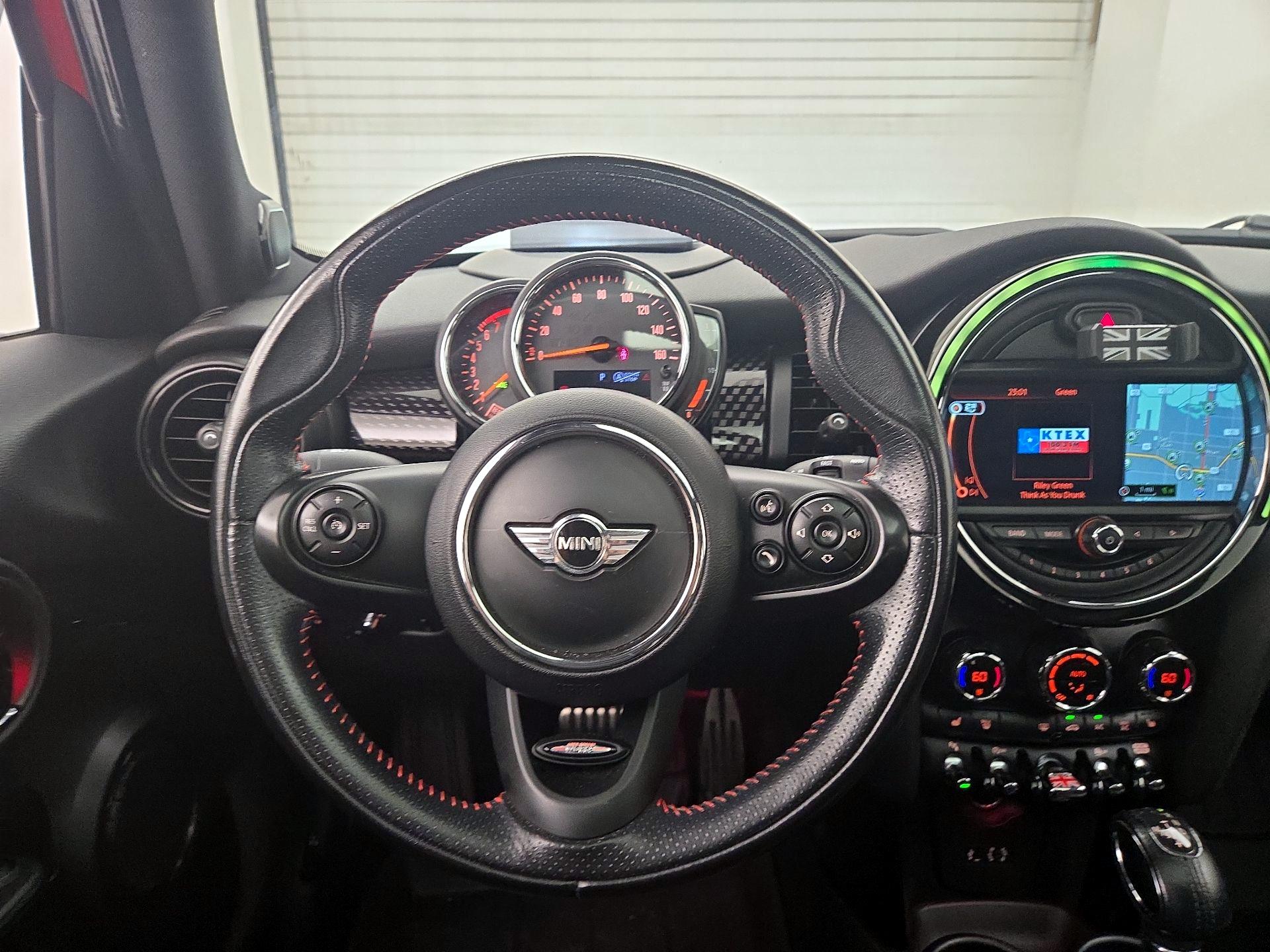 Thumbnail: 2018 MINI Cooper Hardtop - 10
