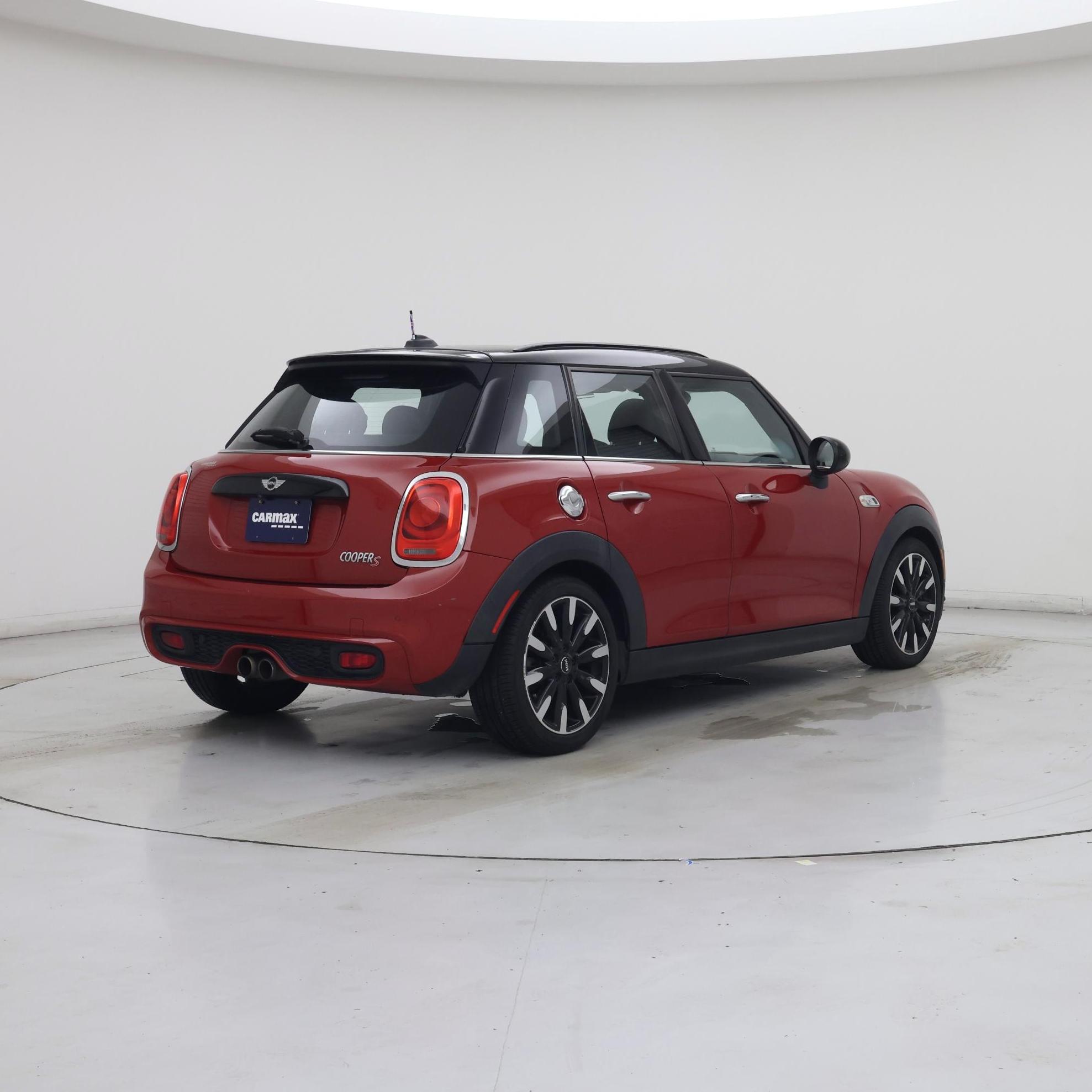 Thumbnail: 2018 MINI Cooper Hardtop - 8