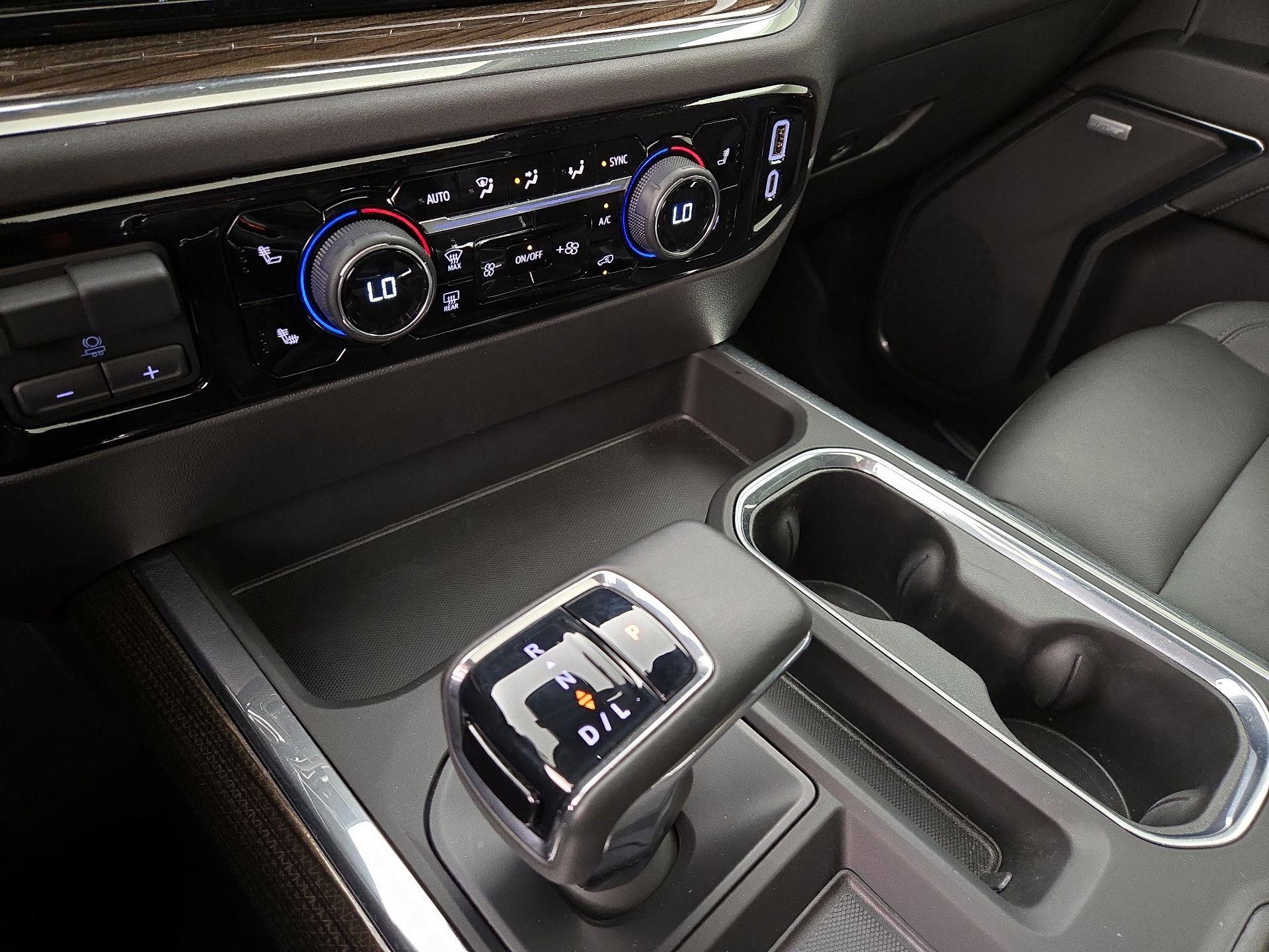 Thumbnail: 2024 Chevrolet Silverado 1500 - 17