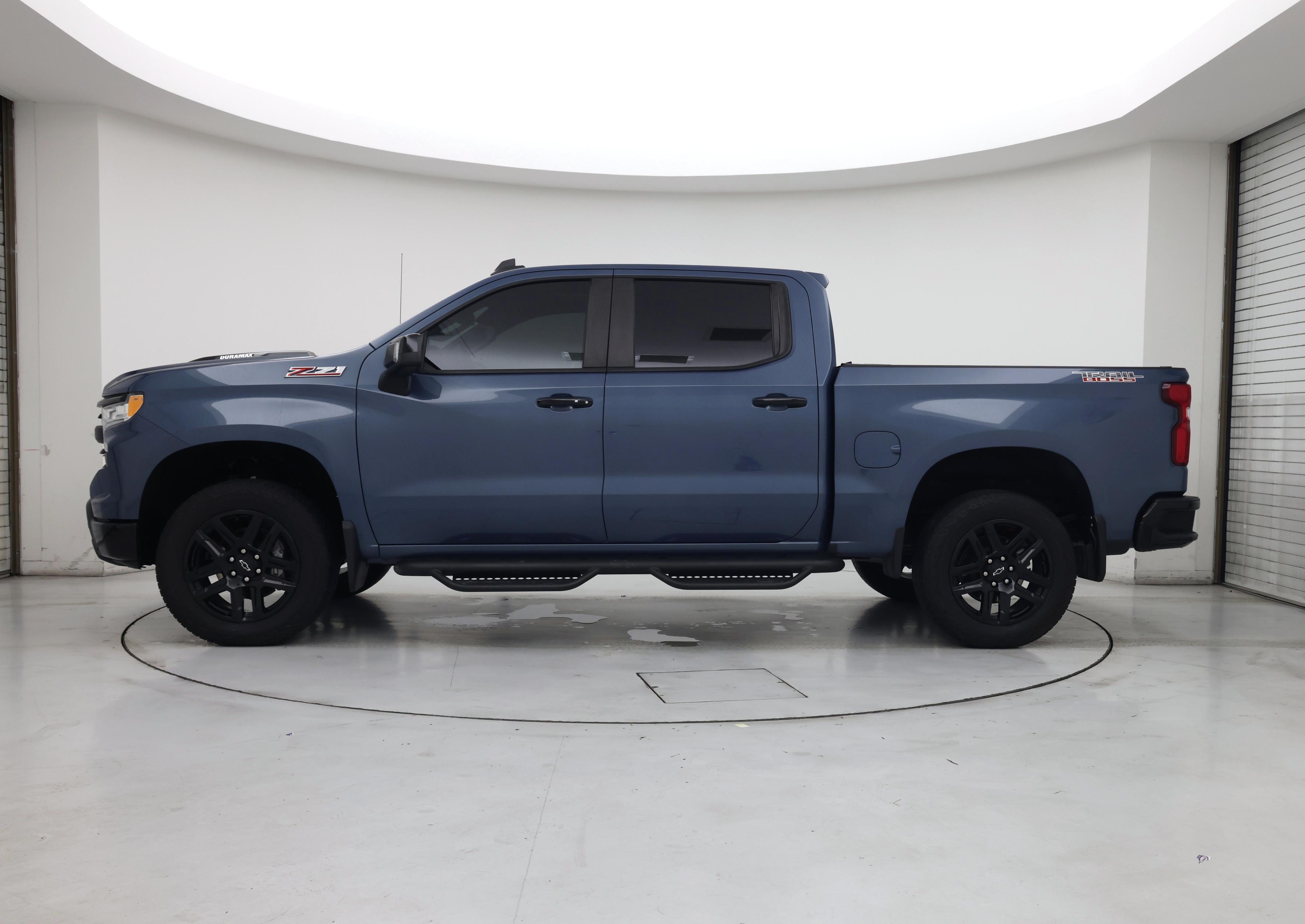 Thumbnail: 2024 Chevrolet Silverado 1500 - 3