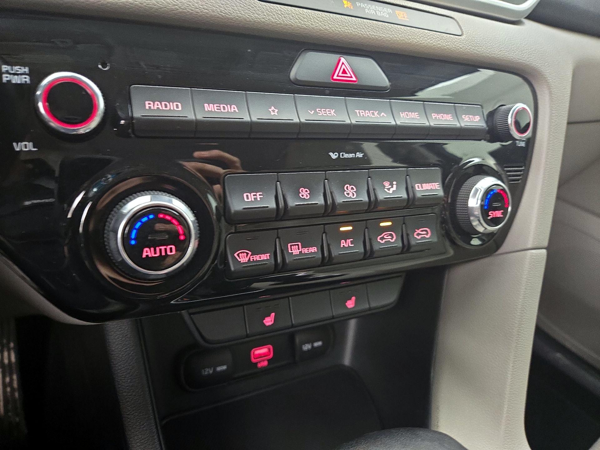 Thumbnail: 2020 Kia Sportage - 16