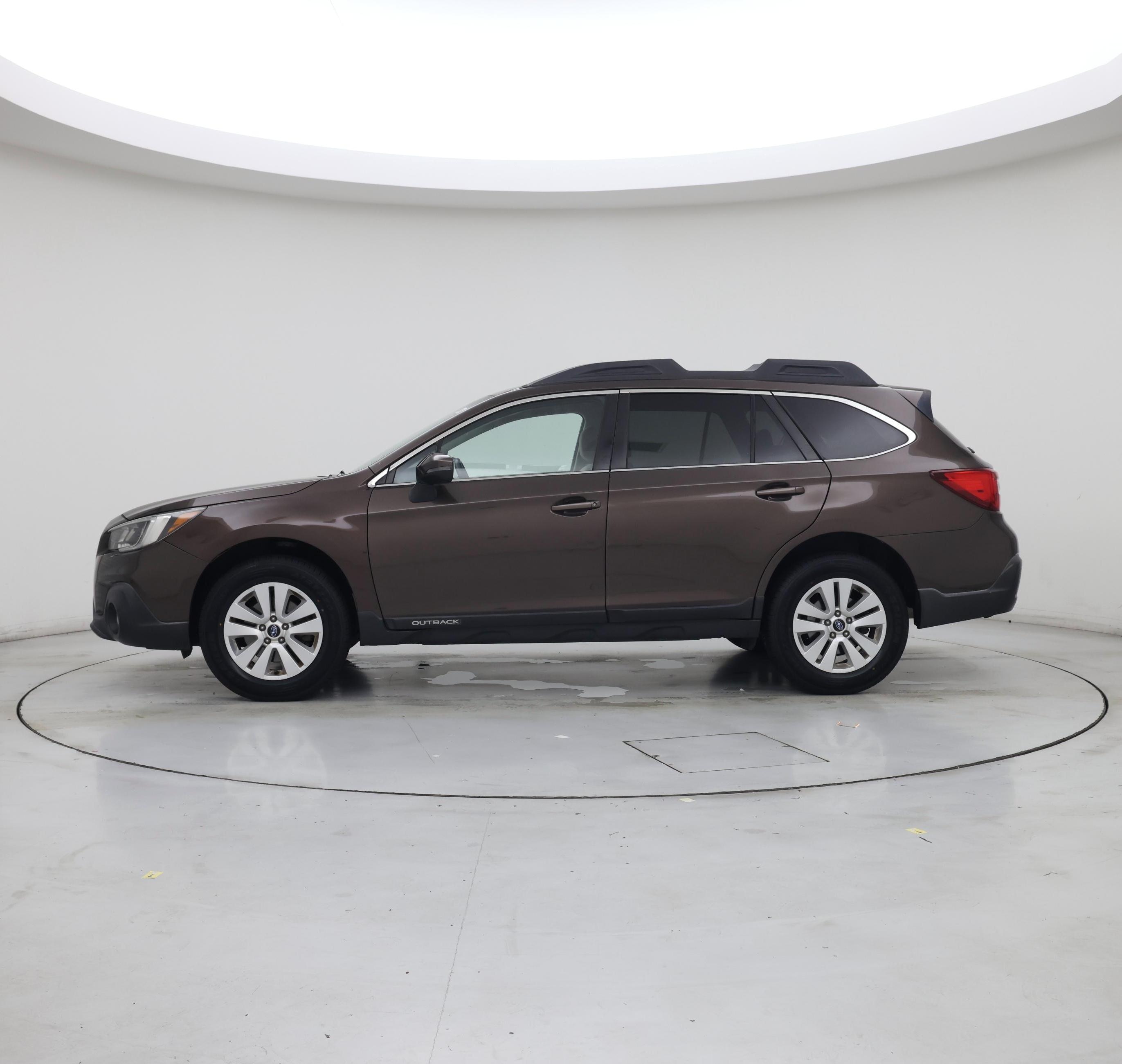 Thumbnail: 2019 Subaru Outback - 3
