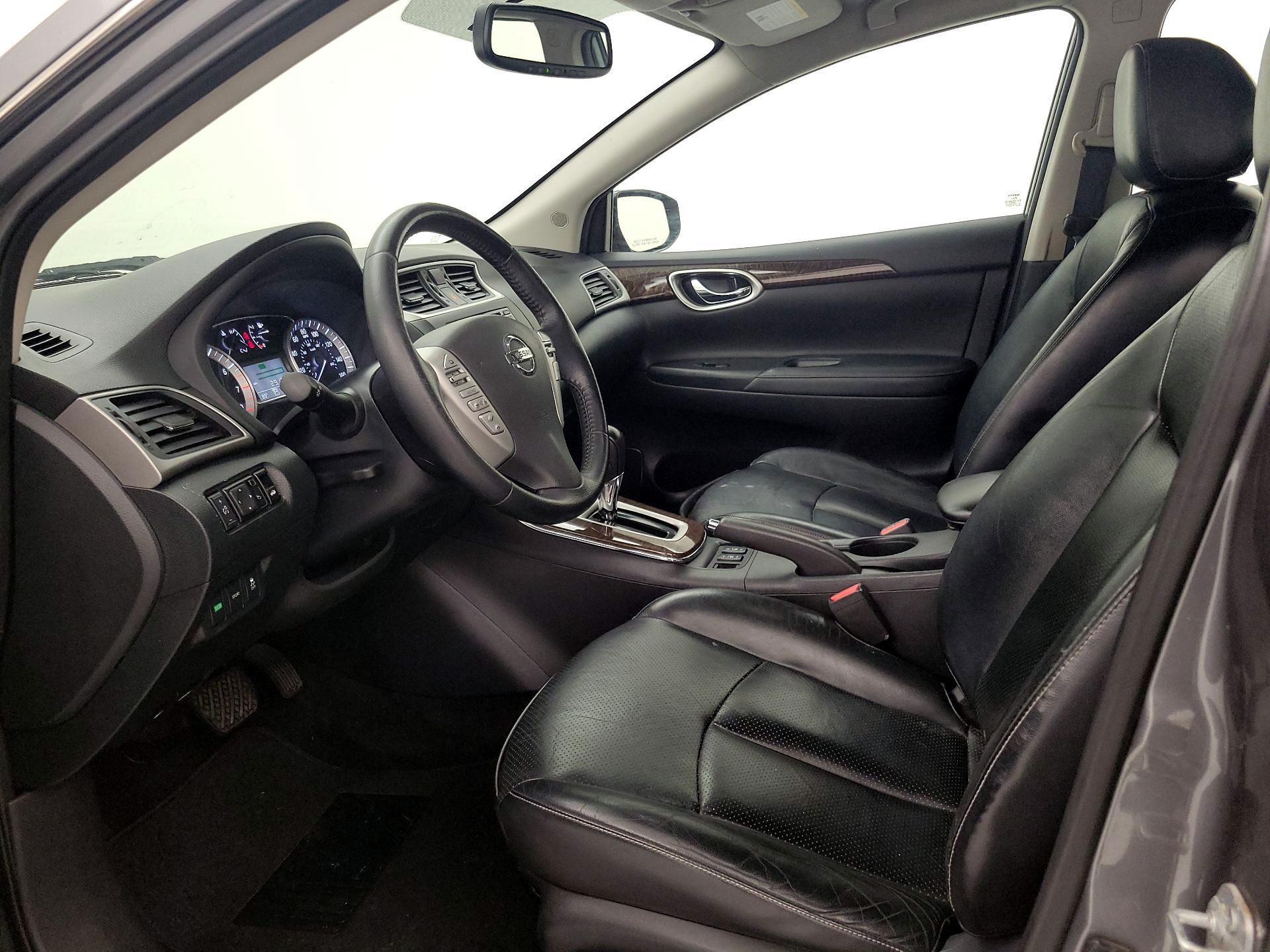 Thumbnail: 2015 Nissan Sentra - 11
